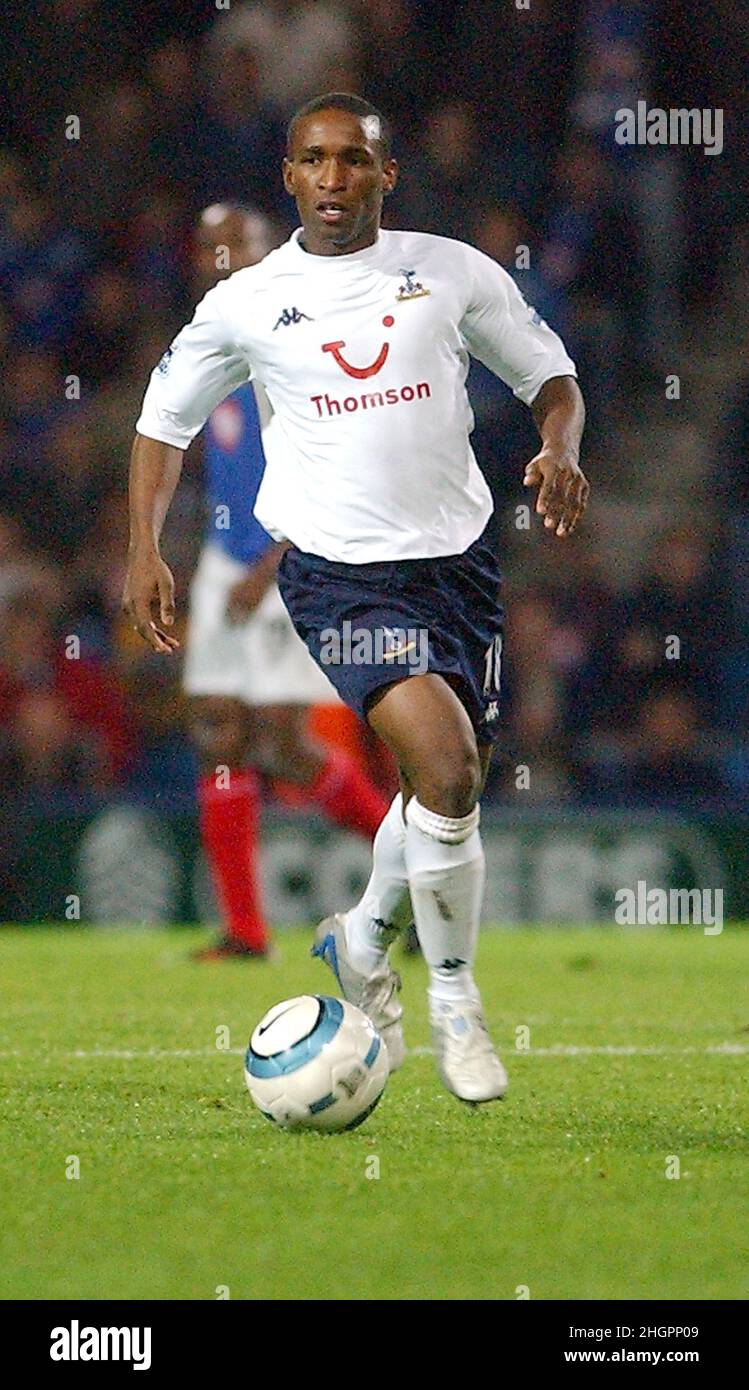 PORTSMOUTH V SPIRES 18-10-04 JERMAINE DEGOE PIC MIKE WALKER, 2004 Banque D'Images