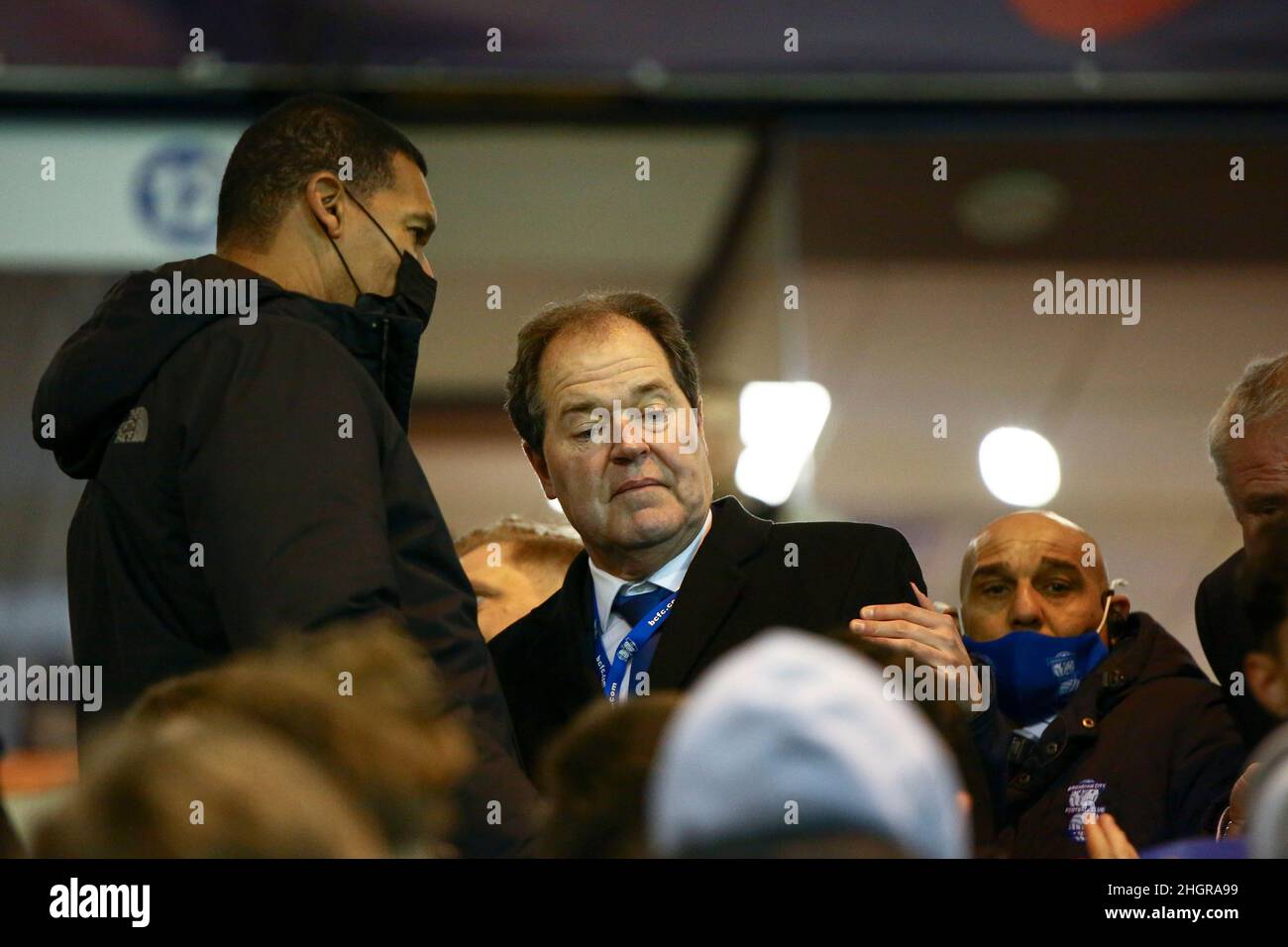 BIRMINGHAM, ROYAUME-UNI.22nd JANVIER les fans de Birmingham City se réunissent devant la boîte des réalisateurs dans le cadre d'une manifestation contre les propriétaires majoritaires Birmingham Sports Holdings Limited lors du match du championnat Sky Bet entre Birmingham City et Barnsley à St Andrews, Birmingham, le samedi 22nd janvier 2022.(Crédit : Kieran Riley | INFORMATIONS MI) crédit : INFORMATIONS MI et sport /Actualités Alay Live Banque D'Images