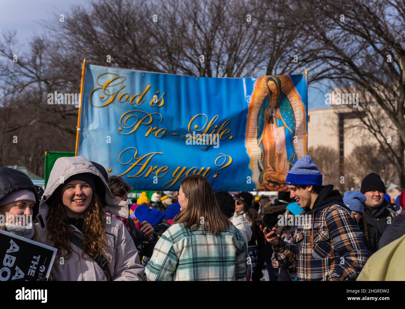 Washington D. C., Washignton, États-Unis.21st janvier 2022.Les militants anti-avortement se sont rassemblés à Washington, DC et ont défilé devant la Cour suprême dans l'espoir de l'renversement de Roe V. Wade.(Image de crédit : © Steve Sanchez/Pacific Press via ZUMA Press Wire) Banque D'Images