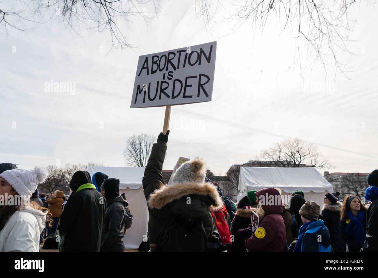 Washington D. C., Washignton, États-Unis.21st janvier 2022.Les militants anti-avortement se sont rassemblés à Washington, DC et ont défilé devant la Cour suprême dans l'espoir de l'renversement de Roe V. Wade.(Image de crédit : © Steve Sanchez/Pacific Press via ZUMA Press Wire) Banque D'Images