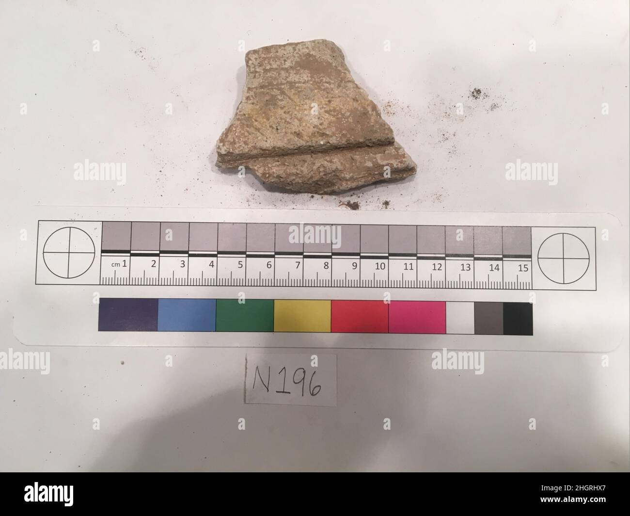 Fragment de stuc probablement 8th–12th siècle.Fragment de stuc. Probablement 8th–12th siècle.Stuc; sculpté, peint.Excavé en Iran, Nishapur.Stuc Banque D'Images