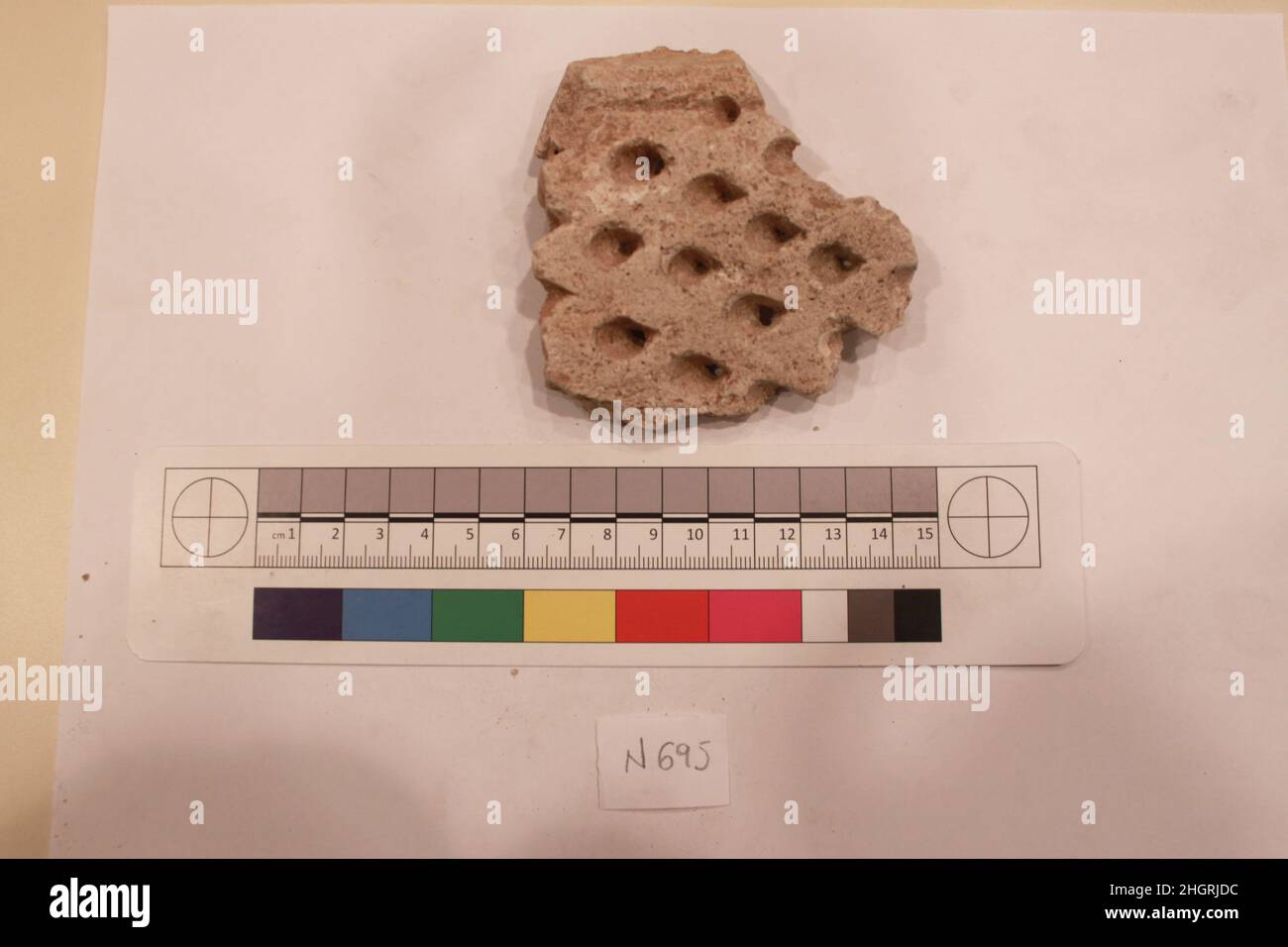 Fragment de stuc probablement 8th–12th siècle.Fragment de stuc 742062 Banque D'Images