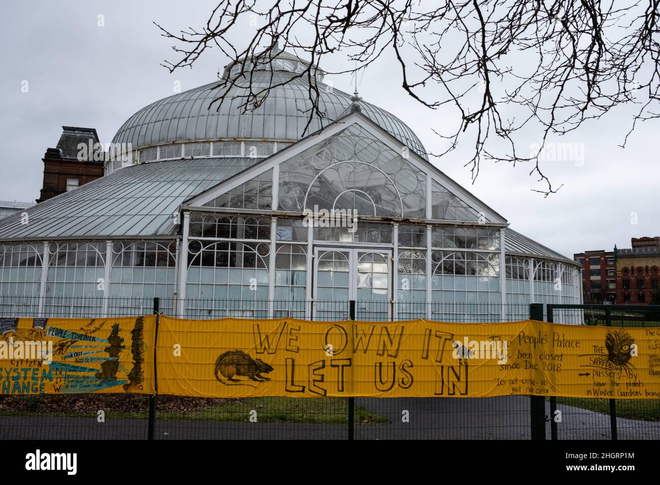 Glasgow, Royaume-Uni.Glasgow Against Closures Rally, contre la décision du Conseil municipal de Glasgow de garder le musée du peuple et de l'histoire de Glasgow fermé depuis 2017, à Glasgow, en Écosse, le 22 janvier 2022.Credit: Jeremy Sutton-Hibbert/ Alamy Live News. Banque D'Images