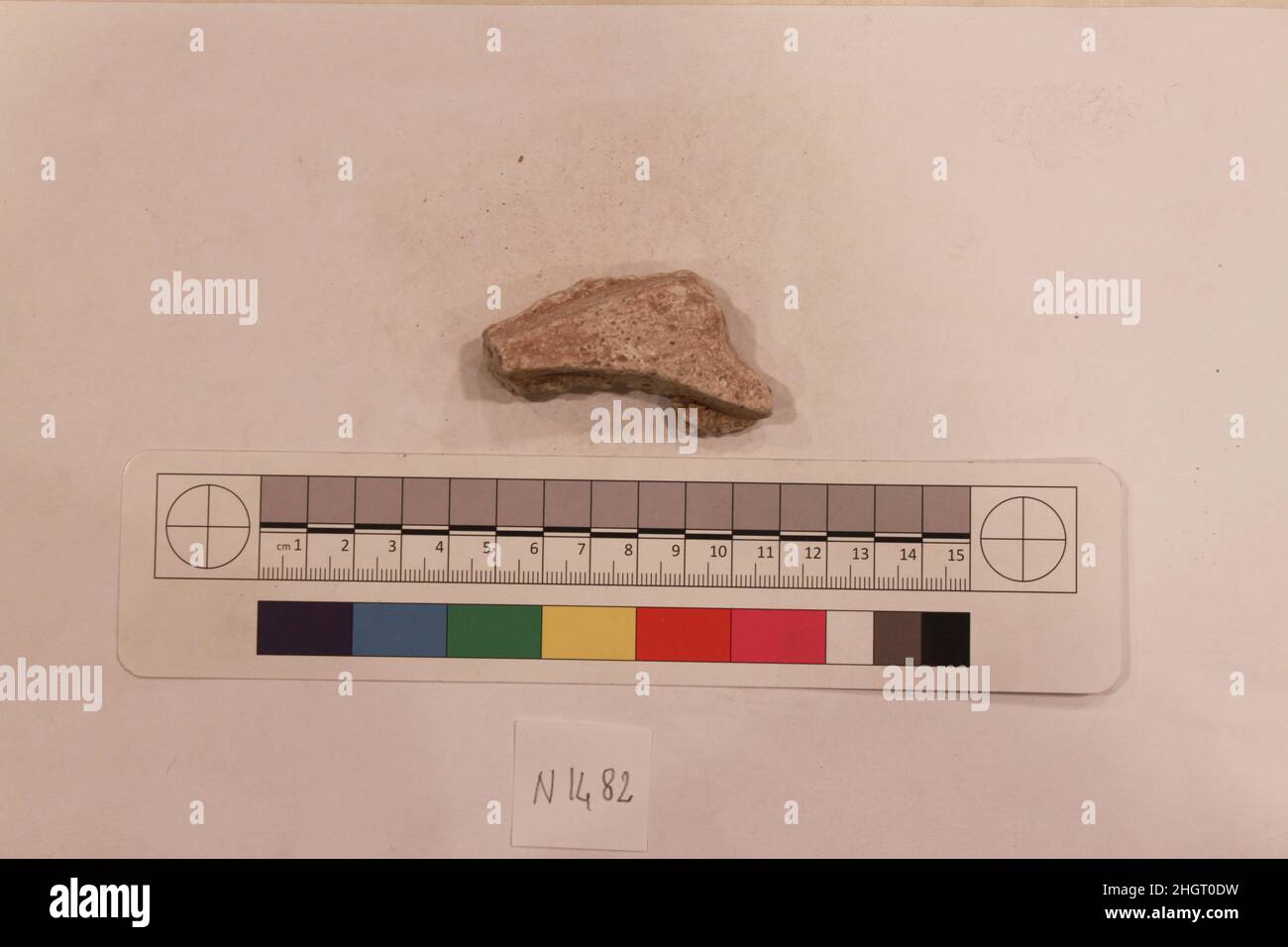 Fragment de stuc probablement 8th–12th siècle.Fragment de stuc 741298 Banque D'Images