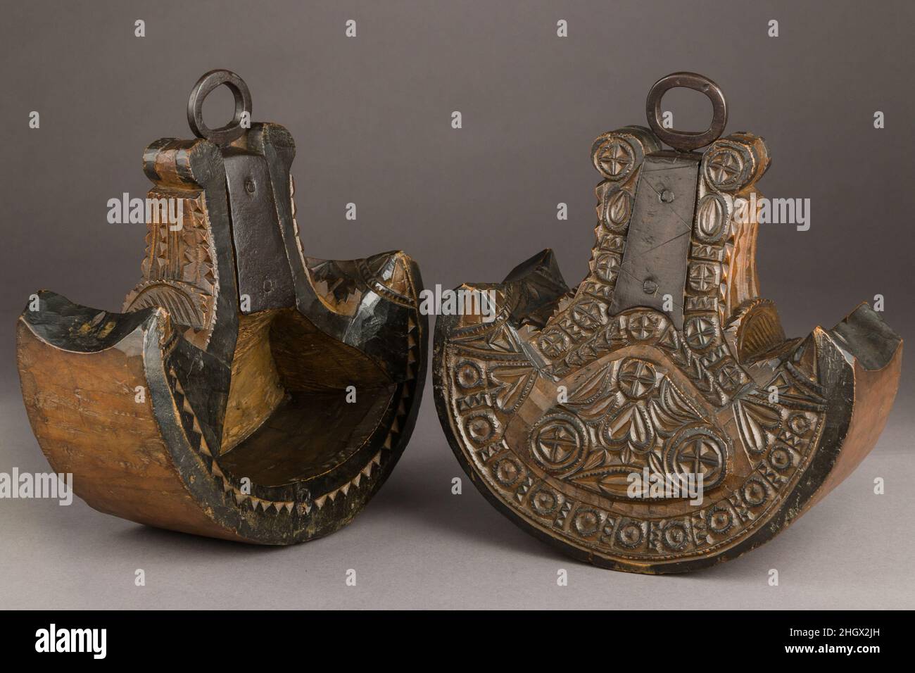 Paire étrier cage ancien métal cavalerie cavalier équitation cheval