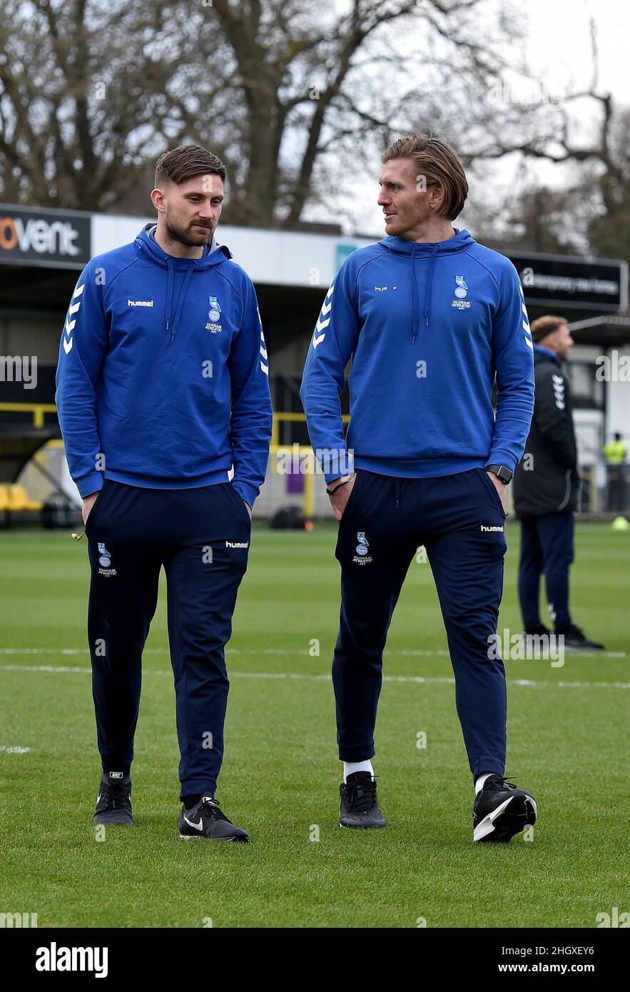 HARROGATE, ROYAUME-UNI.JAN 22nd Selim Benachour (entraîneur-chef intérimaire) d'Oldham Athletic avant le match de la Sky Bet League 2 entre Harrogate Town et Oldham Athletic à Wetherby Road, Harrogate le samedi 22nd janvier 2022.(Credit: Eddie Garvey | MI News) Credit: MI News & Sport /Alay Live News Banque D'Images