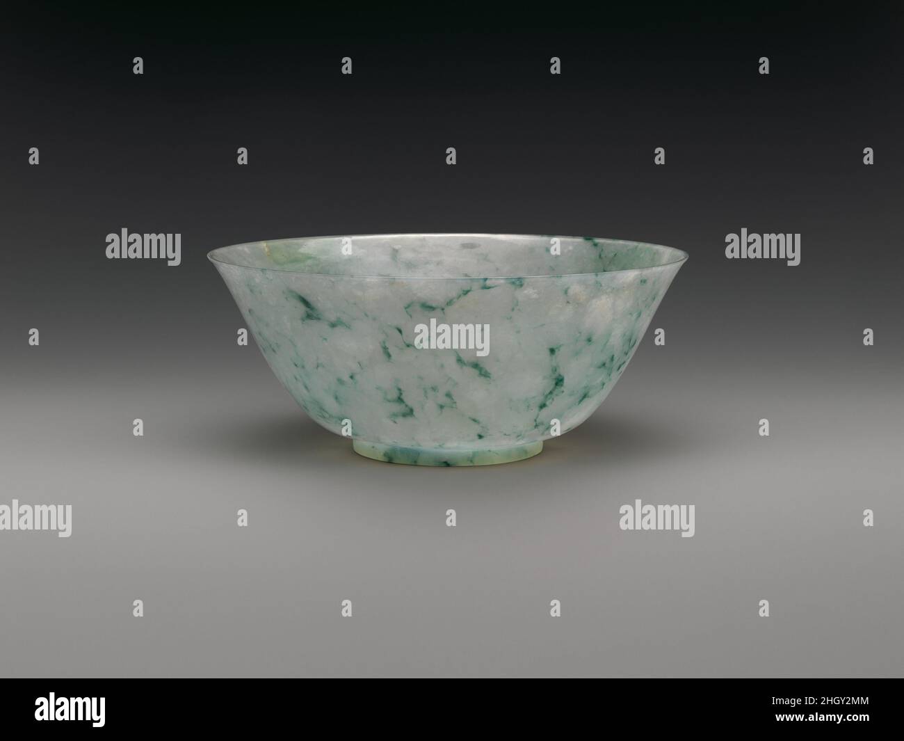 Bol de Chine.Bol.Chine.Jadeite.Dynastie Qing (1644–1911), période Qianlong (1736–95).Jade Banque D'Images
