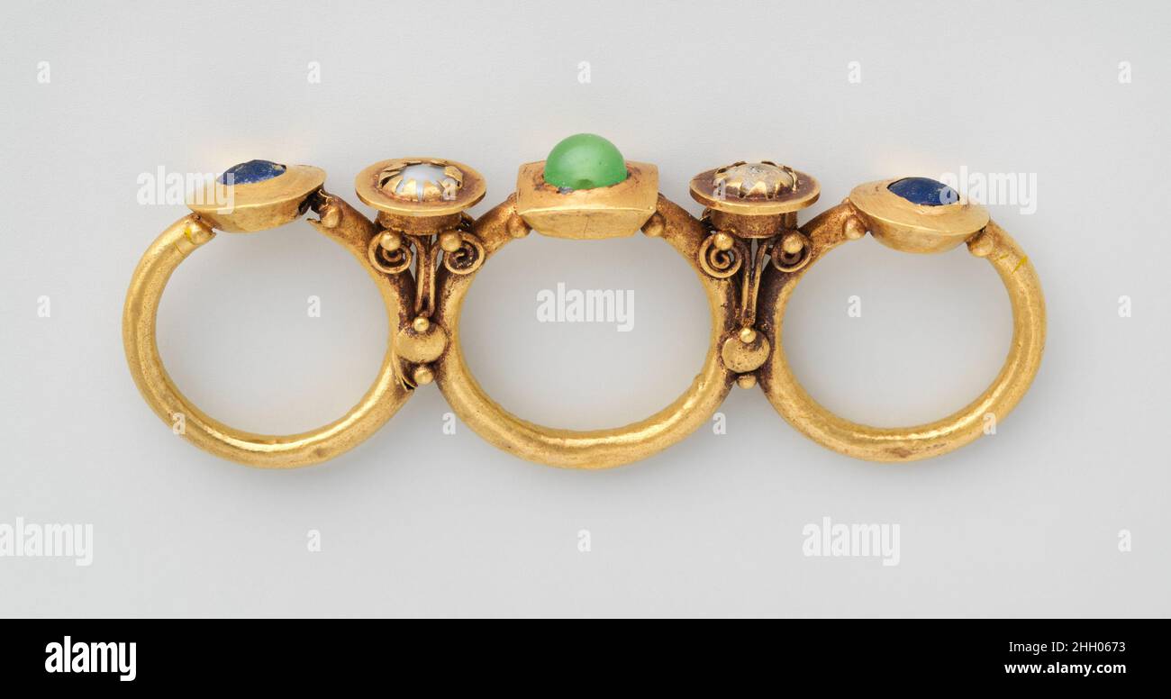 Bague trois doigts store