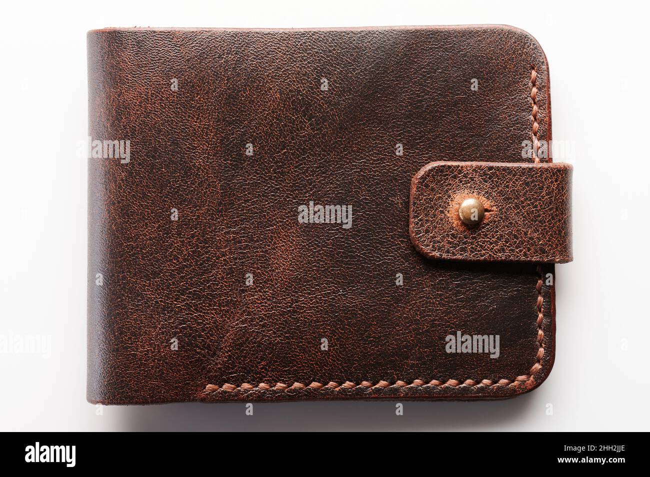 Nouveau portefeuille en cuir beige, vue avant isolée Banque D'Images