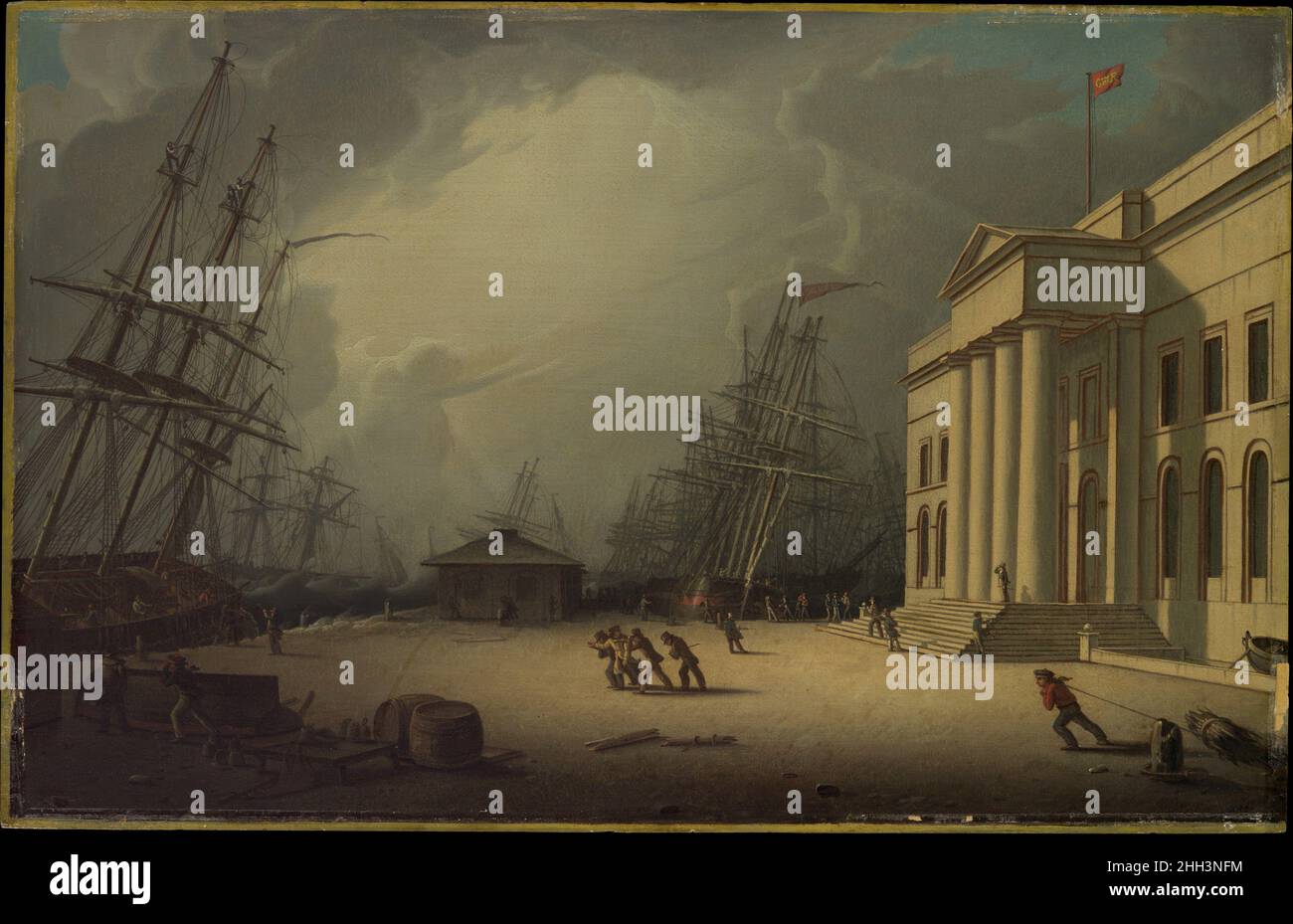 The Custom House à Greenock, Écosse 1828 Robert Salmon l'un des premiers peintres marins américains, Salmon a travaillé pendant de nombreuses années dans sa Grande-Bretagne natale avant d'immigrer à Boston en 1828, où il expose régulièrement jusqu'en 1844.Peinte probablement juste après l'arrivée de Salmon aux États-Unis, cette composition met en lumière une tempête montante, véhiculée dans la formation de nuages cycloniques, la lumière sinistre et les navires inclinables, contre la résistance de l'architecte William Burn's Doric-style Custom House, construit en 1818.L'artiste a vécu à Greenock, la plus ancienne et la plus importante ville de construction navale d'Écosse, de 1812 à 182 Banque D'Images