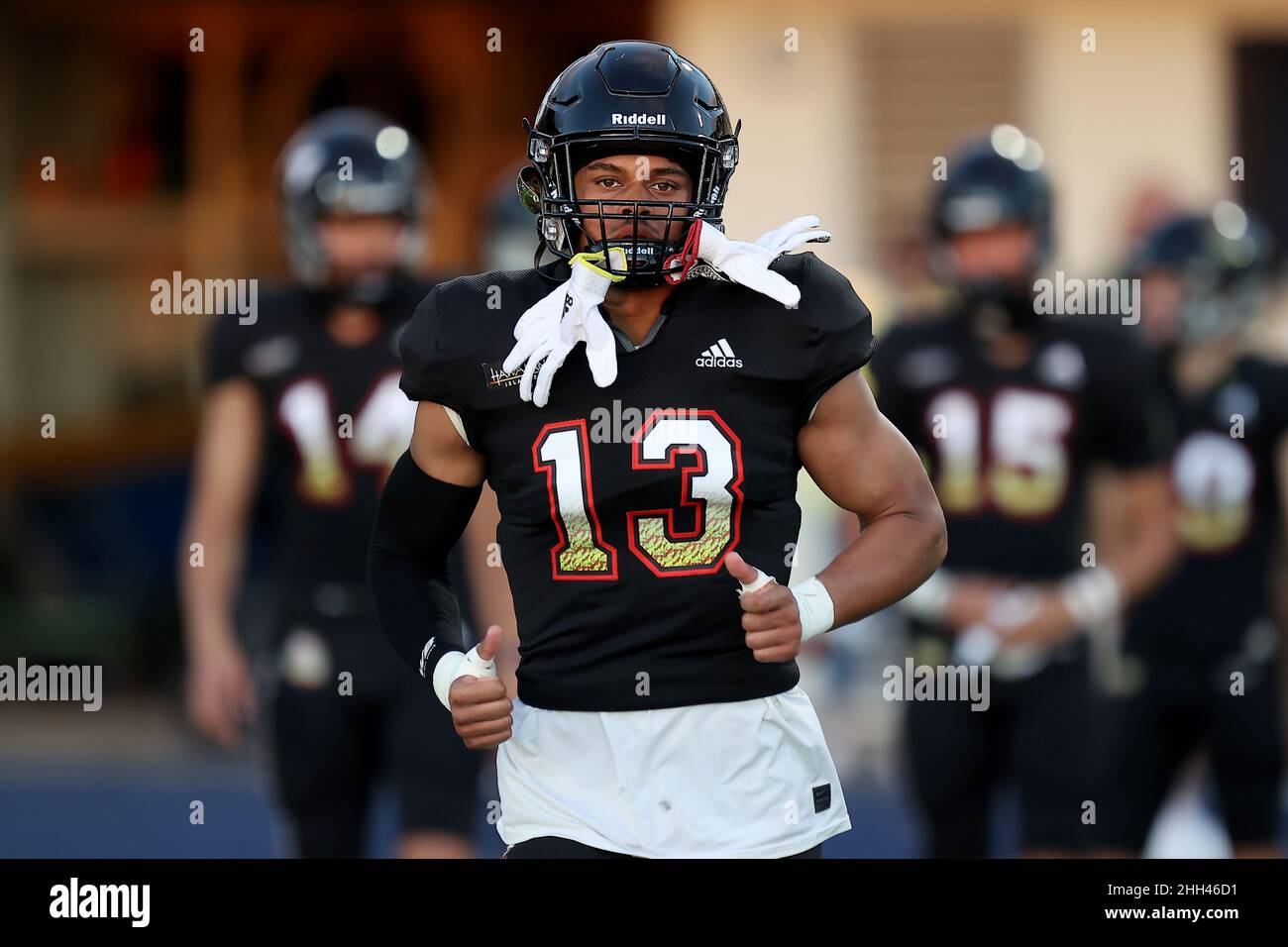 22 janvier 2022 - Team Mauka Tight End Holden Staes #13 (Westminster School / notre Dame commit) lors des présentations avant le Polynesian Bowl High School football Showcase au KÅ«nuiÄkea Stadium sur le campus Kamehameha Schools KapÄlama à Honolulu, Hawaï - Andrew Lee/CSM Banque D'Images