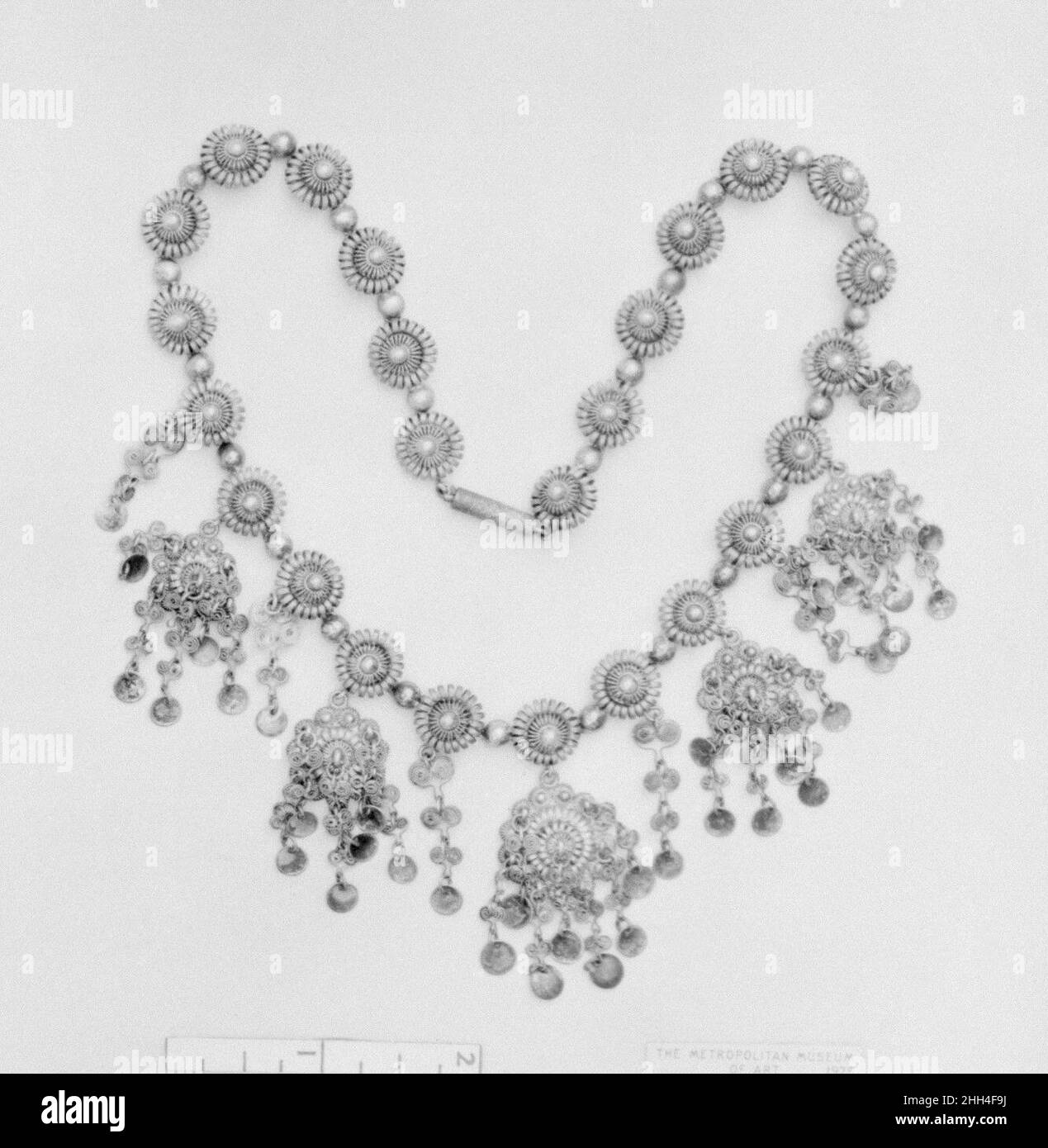 Collier ca.1873 Jacob Ulrich Holfeldt Tostrup.Collier 189038 Maker: J. Tostrup, 1806?1890, collier, ca.1873, filigrane d'argent, aucune dimension enregistrée.Metropolitan Museum of Art, New York.Don de Mme Harriette M. Arnold, 1906 (06,457) Banque D'Images