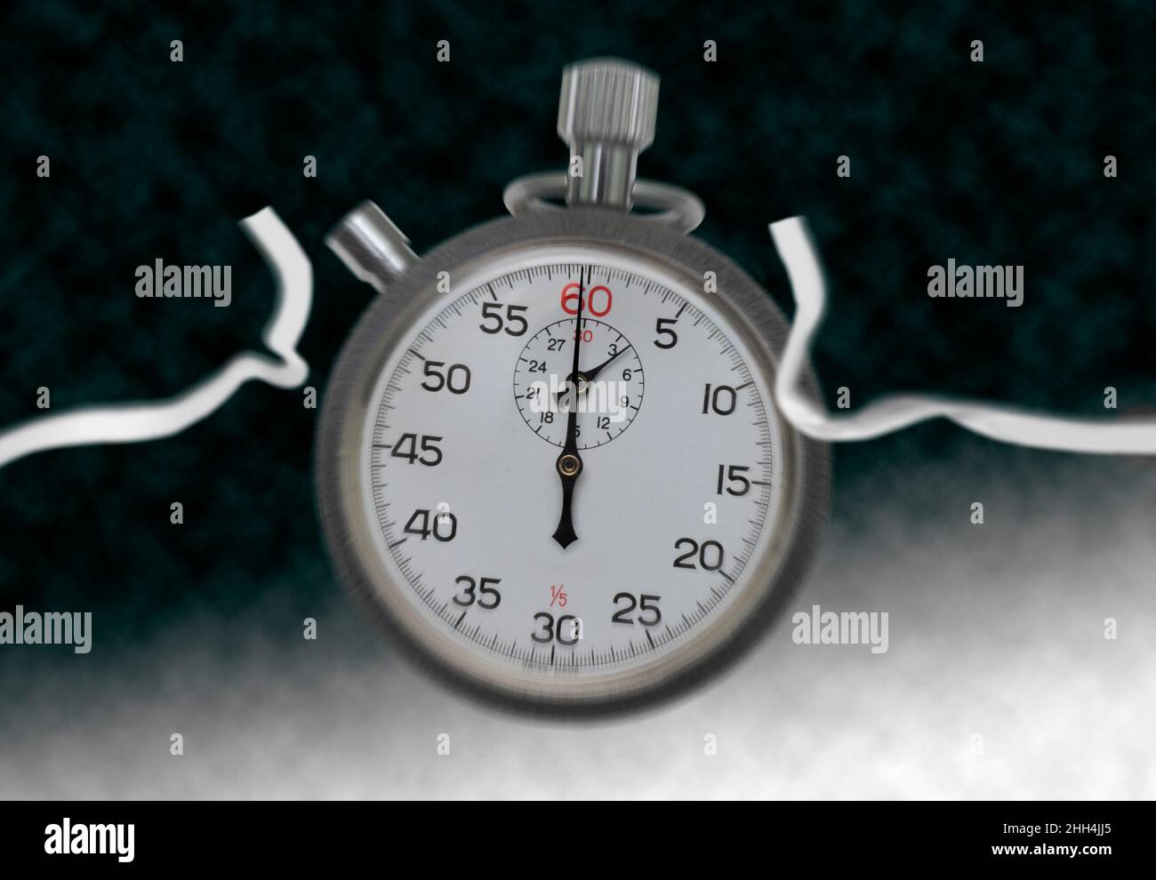 Le chronomètre et le ruban de course se cassent à moins de quatre minutes Banque D'Images