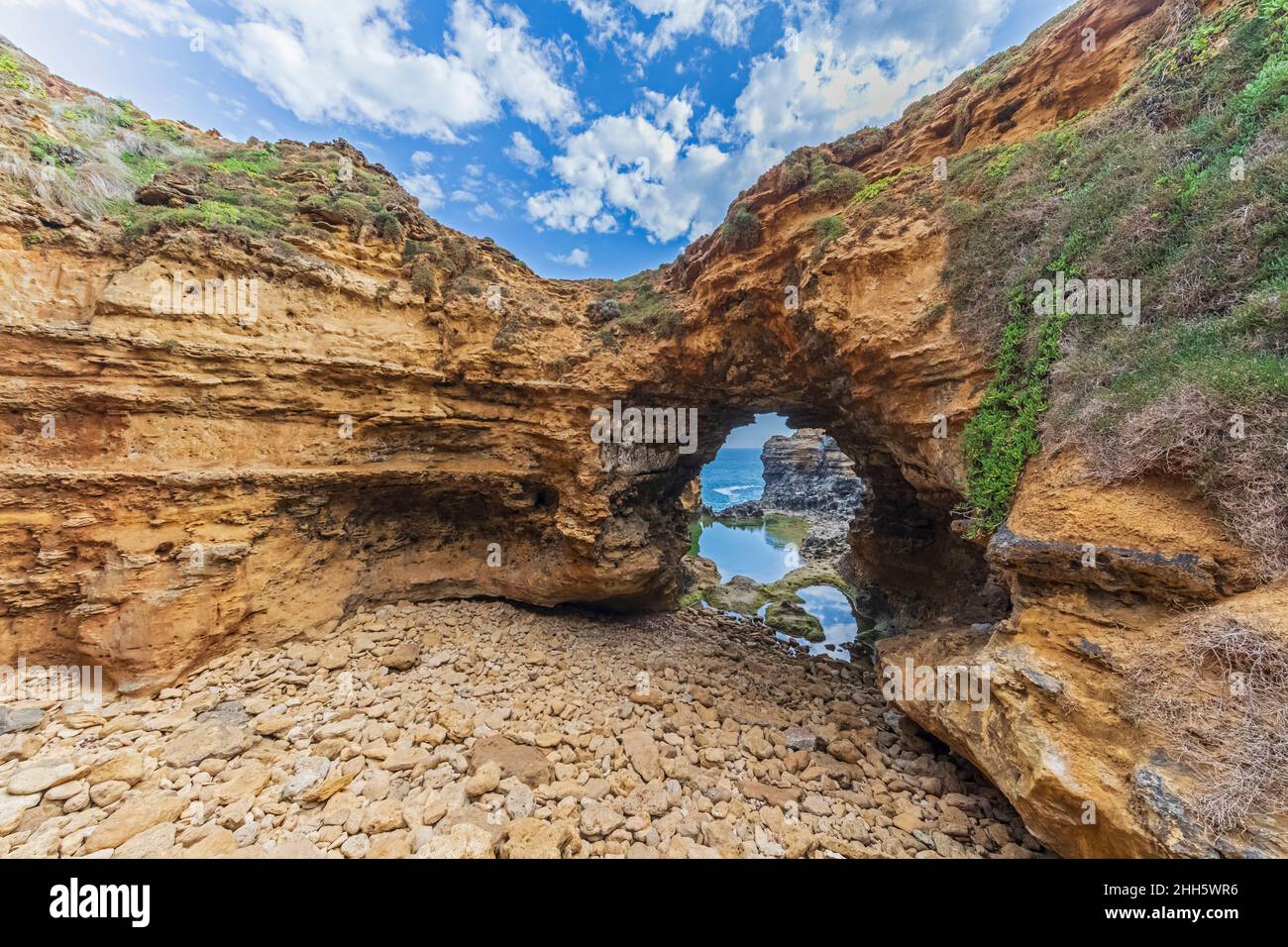 Arche de grotte dans le parc national de Port Campbell Banque D'Images