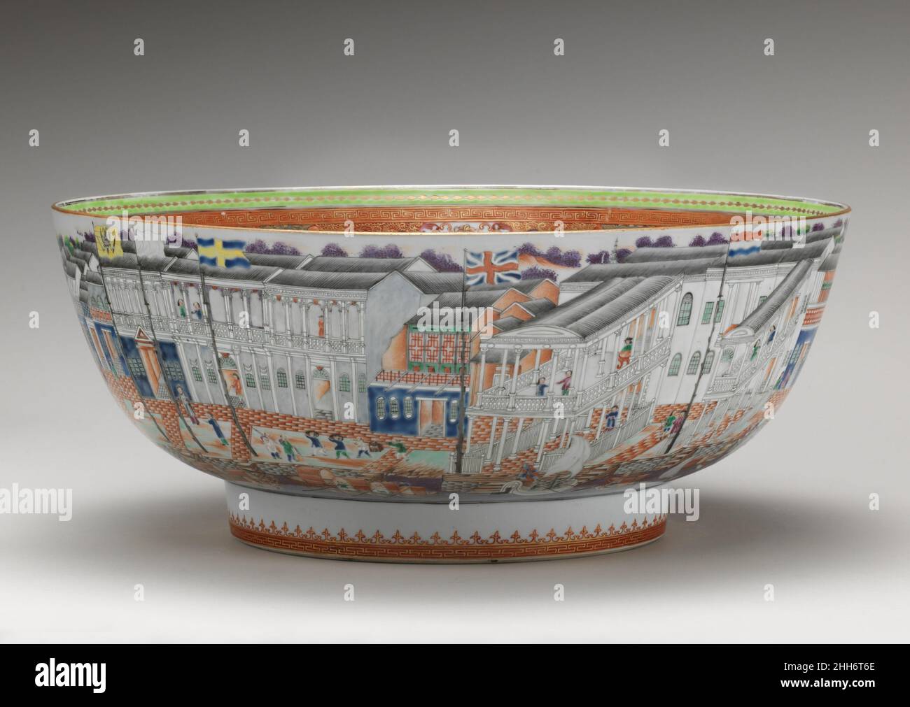 Bol de perforation ca.1782–85 Chinois, pour le marché européen.Bol de perforation.Chinois, pour le marché européen.1782–85.Porcelaine à pâte dure.Céramique-porcelaine-exportation Banque D'Images