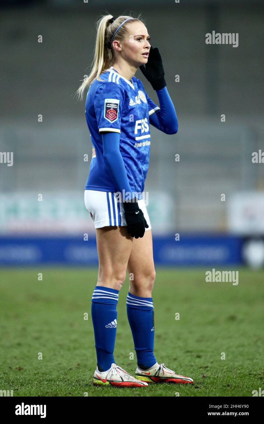 BURTON ON TRENT, ROYAUME-UNI.JAN 23rd Molly Pike de Leicester City photographié lors du match Barclays FA Women's Super League entre Leicester City et Aston Villa au stade Pirelli, Burton Upon Trent, le dimanche 23rd janvier 2022.(Crédit : Kieran Riley | INFORMATIONS MI) crédit : INFORMATIONS MI et sport /Actualités Alay Live Banque D'Images