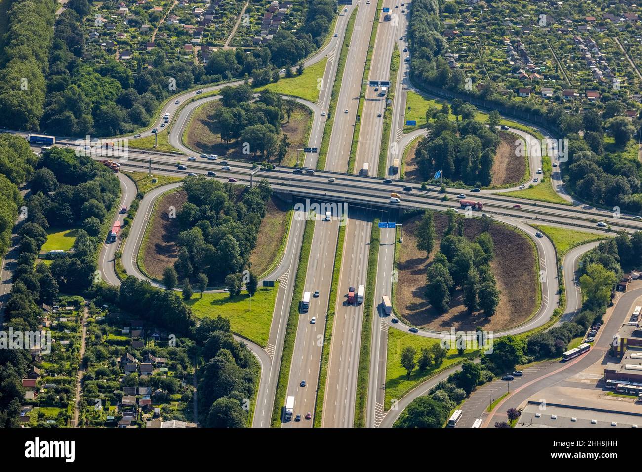 Vue aérienne, sortie d'autoroute Duisburg, A40 et A59, Duissern, Duisburg,Région de la Ruhr, Rhénanie-du-Nord-Westphalie, Allemagne, autoroute A40, autoroute A59,moto Banque D'Images