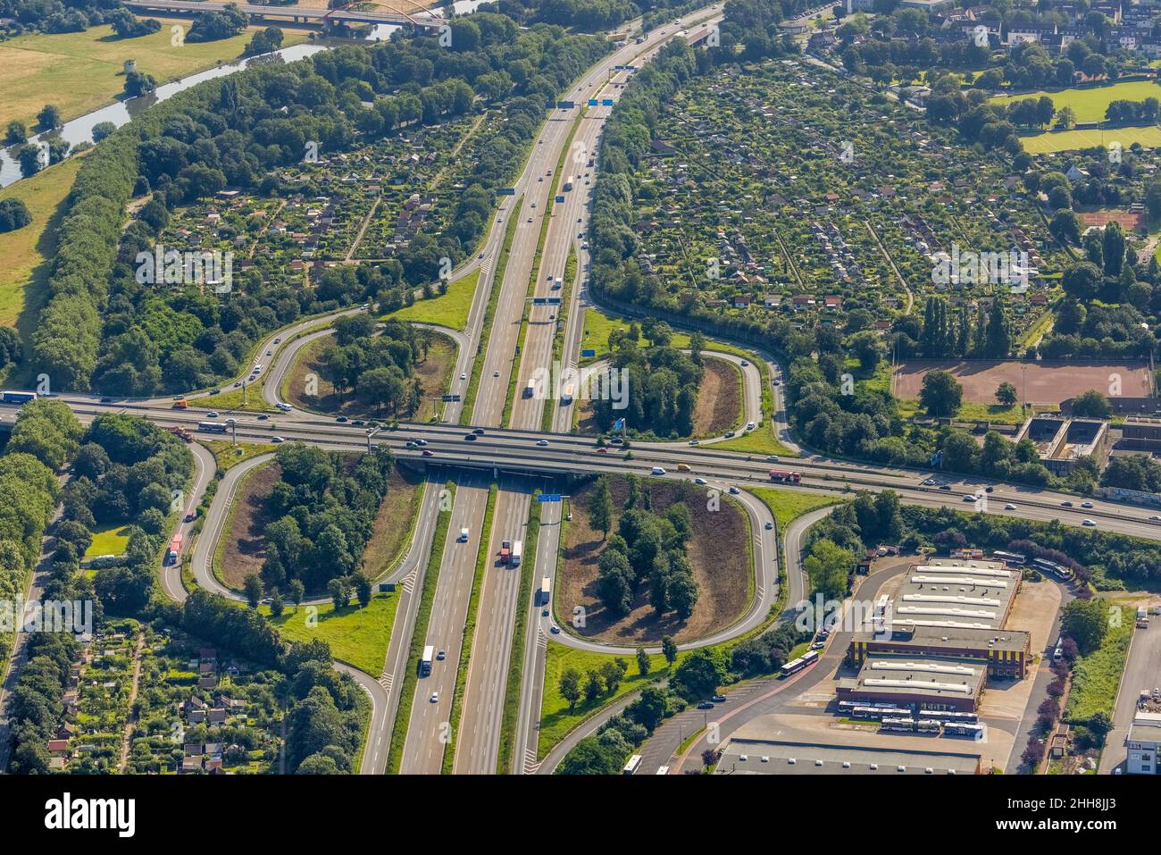 Vue aérienne, sortie d'autoroute Duisburg, A40 et A59, Duissern, Duisburg,Région de la Ruhr, Rhénanie-du-Nord-Westphalie, Allemagne, autoroute A40, autoroute A59,moto Banque D'Images