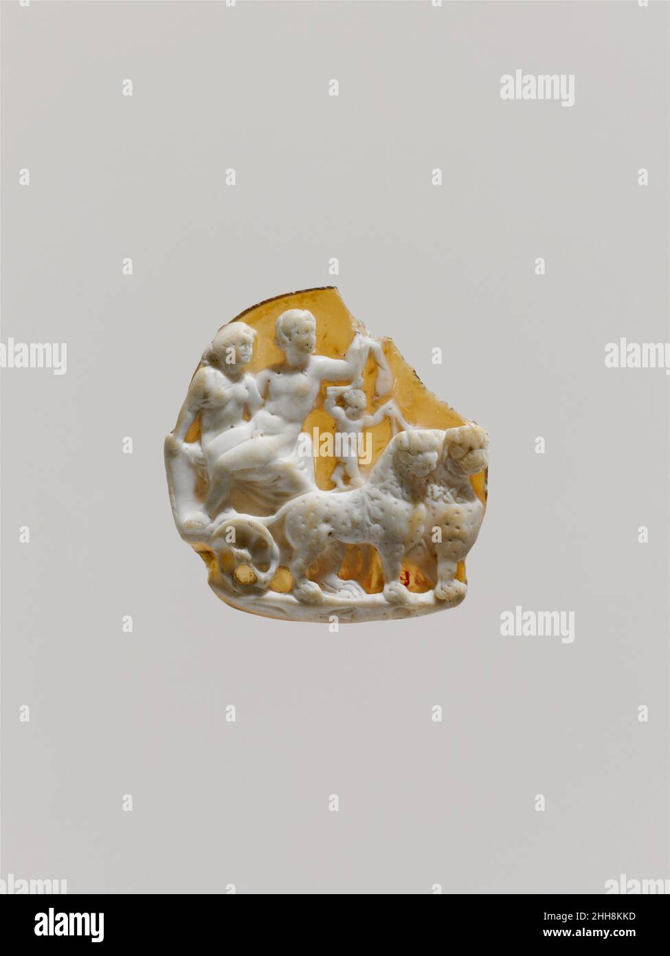 Sardonyx camée avec Dionysos et Ariadne 1st siècle avant-J.-C.–1st siècle avant-J.-C. grec ou romain Dionysos et Ariadne dans un char dessiné par deux panthères.Sardonyx camée avec Dionysus et Ariadne.Grec ou romain.1st siècle C.-B.–1st siècle A.D..Sardonyx.Hellénistique ou impérial précoce.Gemmes Banque D'Images