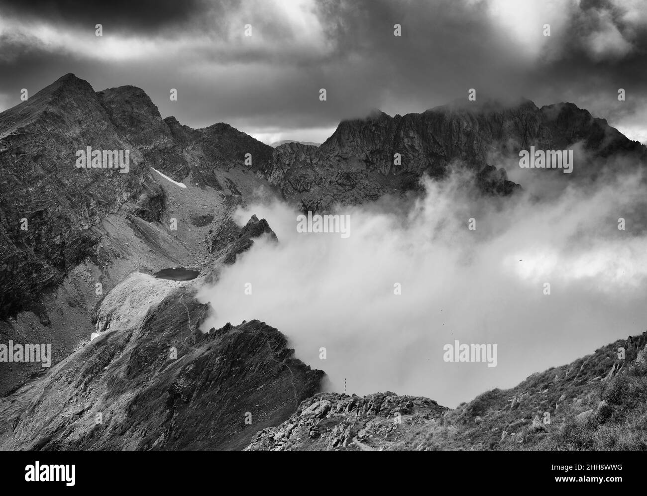 Paysage alpin dans les montagnes Fagaras, Roumanie, Europe Banque D'Images
