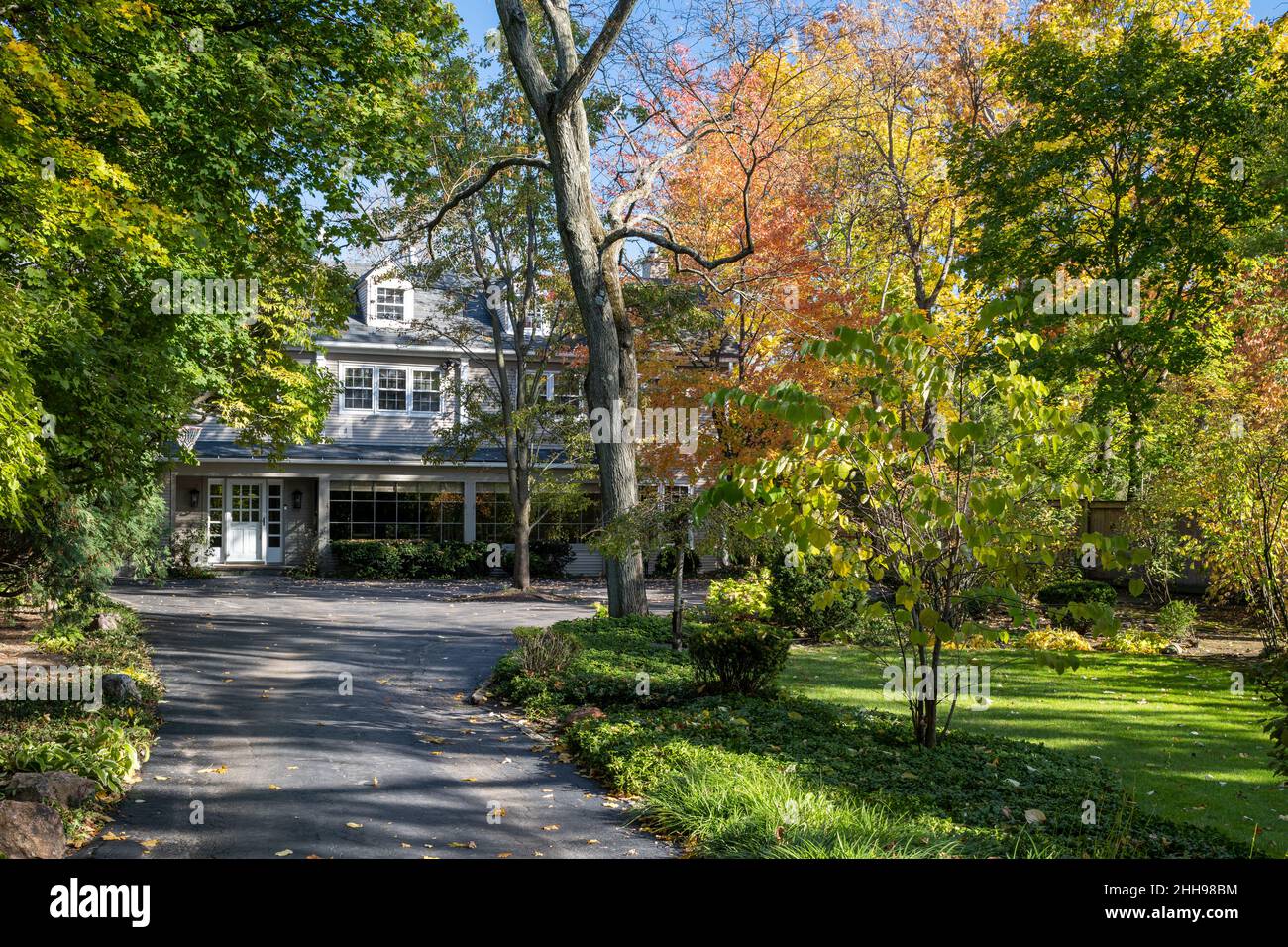 Grande maison de banlieue à Highland Park Banque D'Images