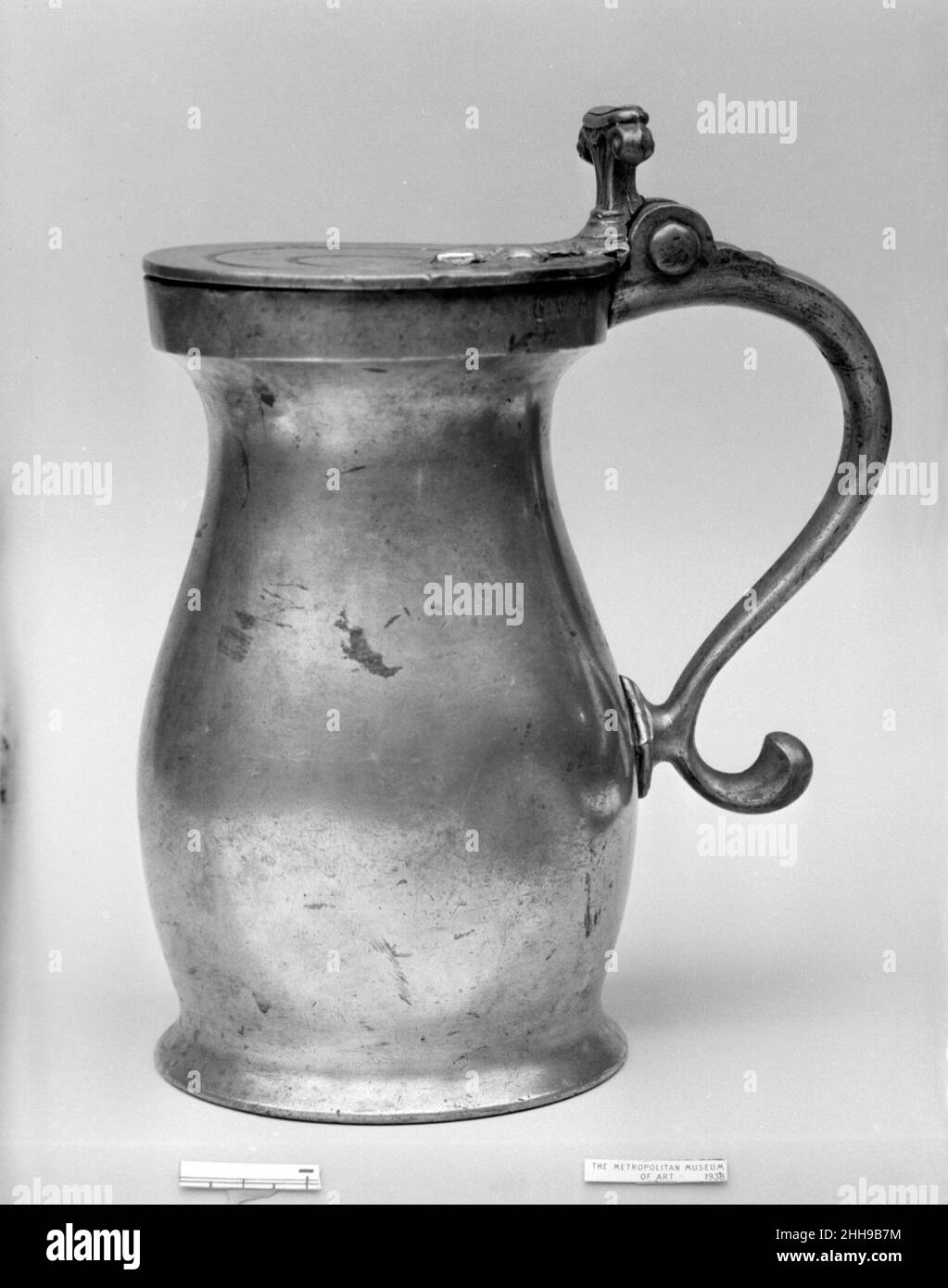 Quart de mesure 1700–1800 britannique (marché américain).Mesure de quart 5000 Banque D'Images