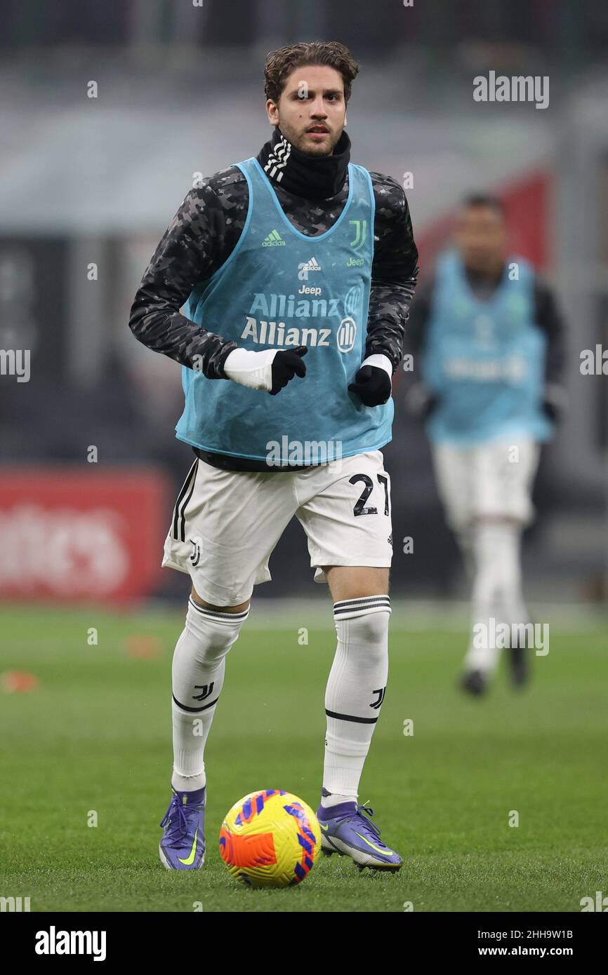 Milan, Italie.23rd janvier 2022.Manuel Locatelli (Juventus FC) regarde pendant l'AC Milan vs Juventus FC, le football italien série A match à Milan, Italie, janvier 23 2022 crédit: Independent photo Agency/Alay Live News Banque D'Images