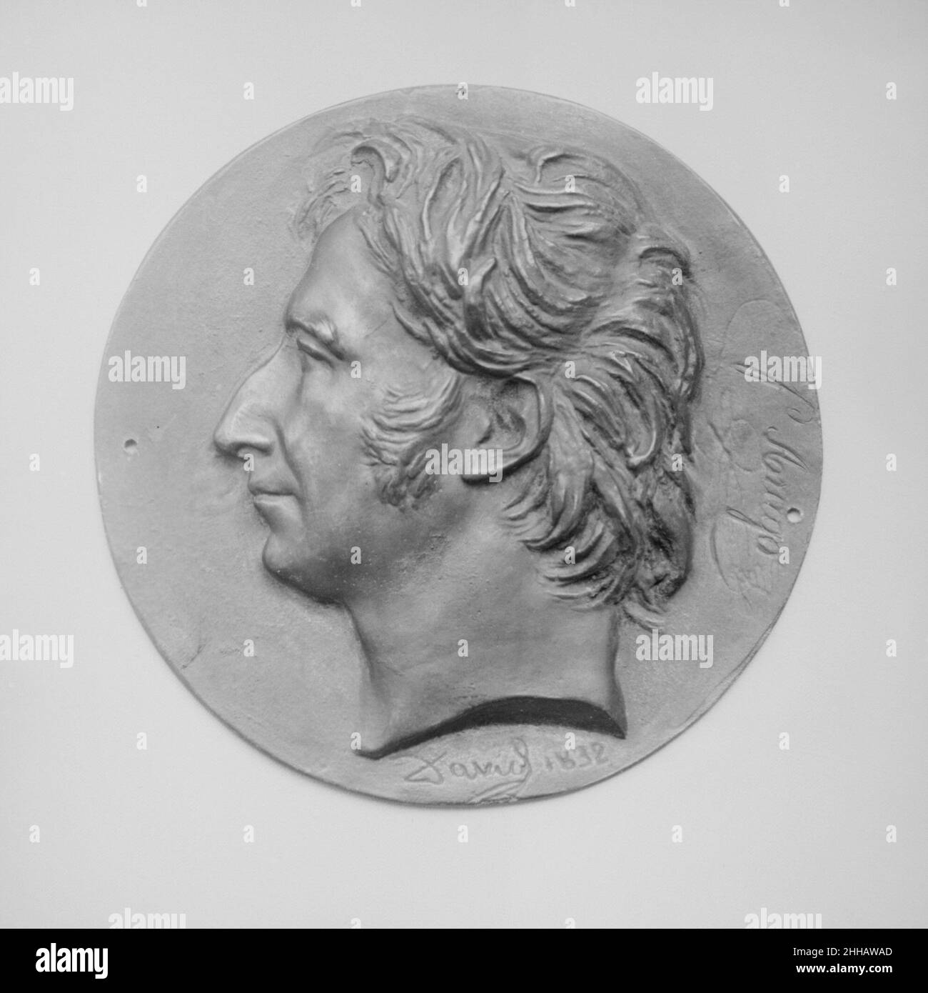 Dominique François Arago (1789–1856), scientifique et astronome français 1832 Pierre Jean David d'Angers Français Pierre-Jean David d'Angers était le sculpteur français le plus prolifique et l'un des plus importants de la première moitié du XIXe siècle.Tout au long de sa carrière de près de cinquante ans (1819–1856), David est resté fidèle à sa conviction que les monuments sculpturaux consacrés aux réalisations des grands hommes et des femmes expriment de façon permanente et vivante la grandeur d'un peuple.Il a continuellement cherché des commissions pour des monuments représentant des figures historiques et contemporaines qu'il admirait dans ou Banque D'Images