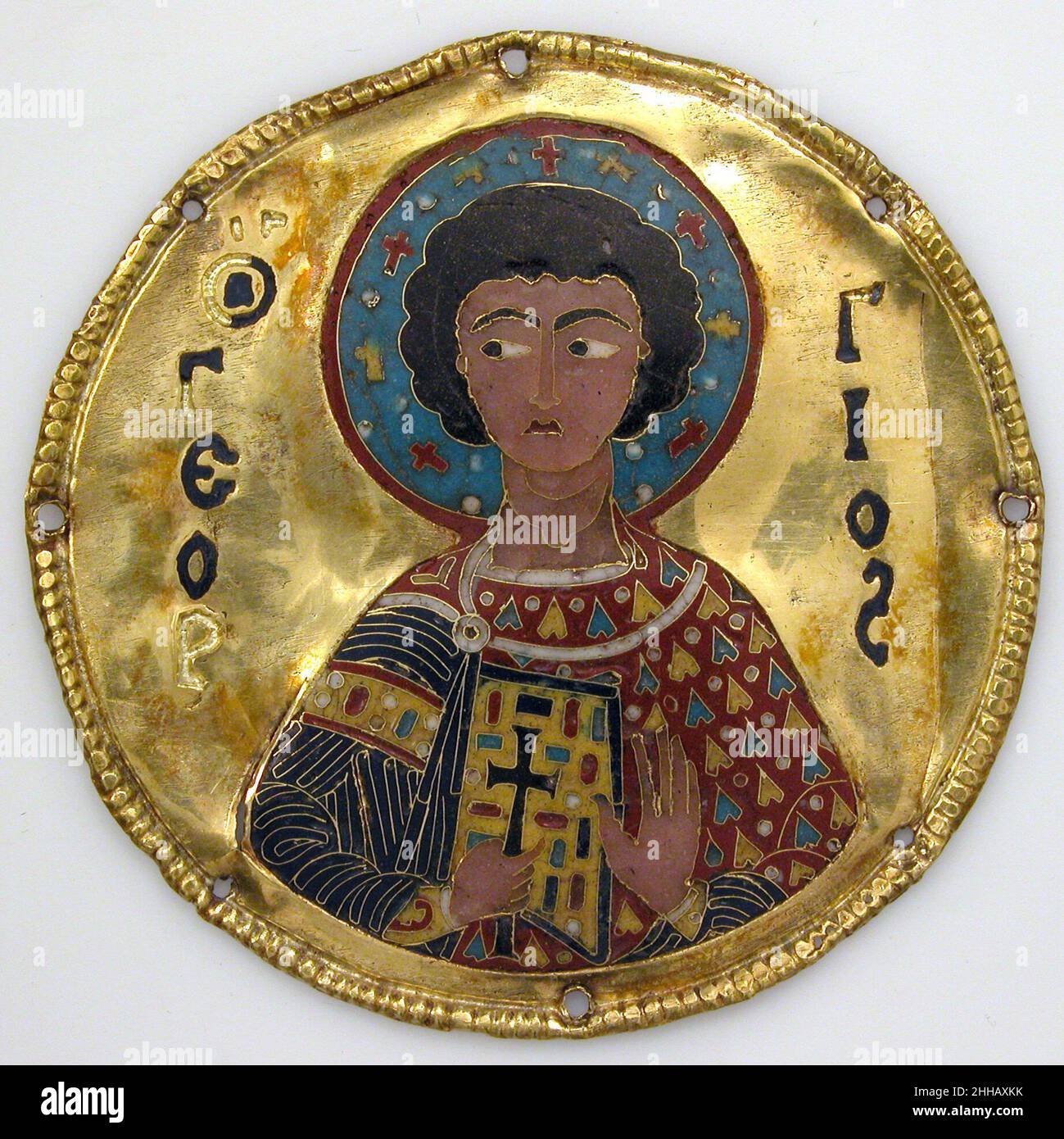 Médaillon avec Saint George d'un cadre emblématique ca.1100 byzantin ces neuf médaillons sont d'un groupe de douze qui entouraient autrefois une icône de l'archange Gabriel.Les médaillons ont peut-être été envoyés comme cadeau de la cour byzantine à l'État chrétien voisin de Géorgie.Les trois médaillons à travers le haut forment une déèse, avec Christ entre la Vierge et Saint Jean le Forerunner (le Baptiste).Ci-dessous se trouve la hiérarchie de l'Église : les apôtres (saints Pierre et Paul), les évangélistes (saints Matthieu et Luc), les théologiens (Saint Jean le théologien), et, de l'autre côté de la base, le sain militaire Banque D'Images