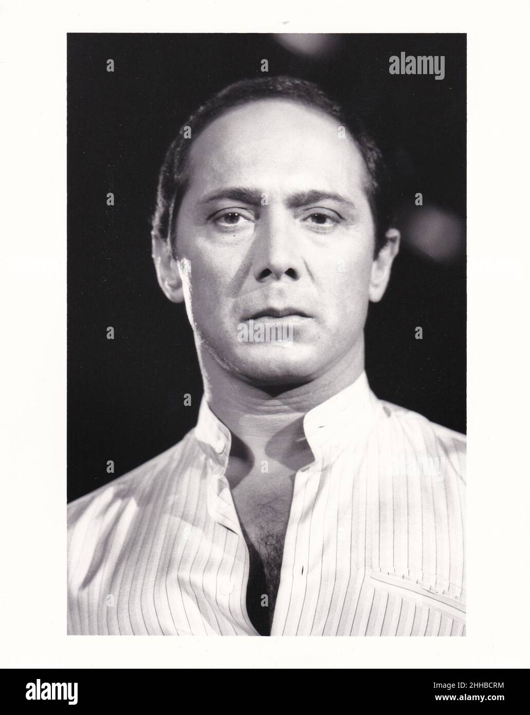 Paul Anka apparaît sur l'émission de télévision 'Solid Gold', en 1983 et pose pour un portrait Backstage Credit: Ron Wolfson / Rock négatifs / MediaPunch Banque D'Images