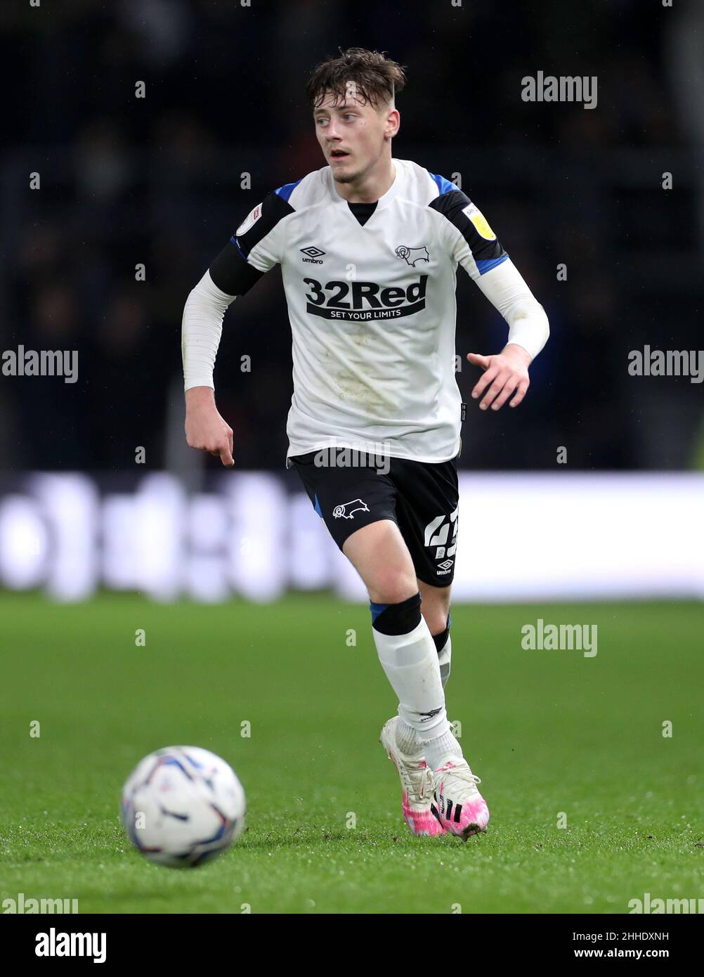 Photo du dossier datée du 11-12-2021 de Dylan Williams, du comté de Derby.Chelsea a signé un jeune Dylan Williams de gauche de Derby, a annoncé le club de championnat de Sky Bet.Date de publication : lundi 24 janvier 2022. Banque D'Images