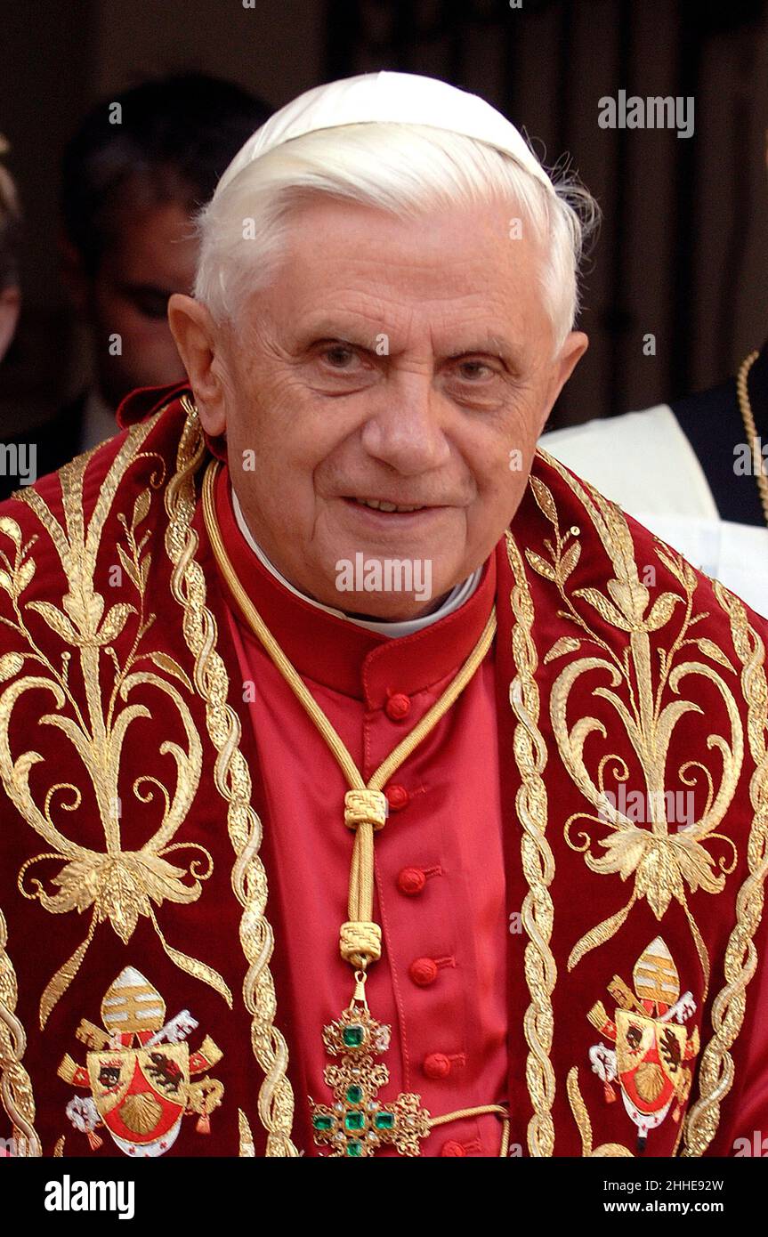 Freising, Allemagne.24th janvier 2022.Le pape Benoît XVI admet de faux témoignages dans les rapports d'abus. Archive photo; le pape Benoît XVIPortrait, visite en Bavière à Freising, 14 septembre 2006 crédit: dpa/Alay Live News Banque D'Images