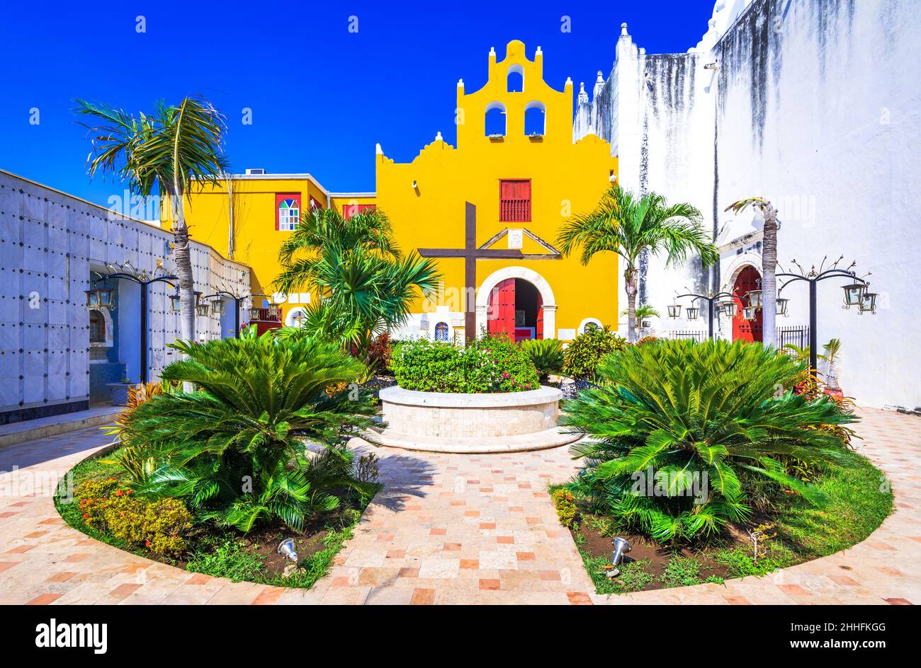 Campeche, Mexique - Patrimoine colonial du Yucatan, cathédrale de San Francisco de Campeche, construite en 1540. Banque D'Images