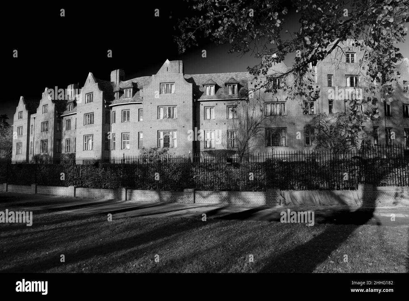 The Frontage of Queens College, Silver Street, Cambridge City ; Cambridgeshire, Angleterre,ROYAUME-UNI Banque D'Images