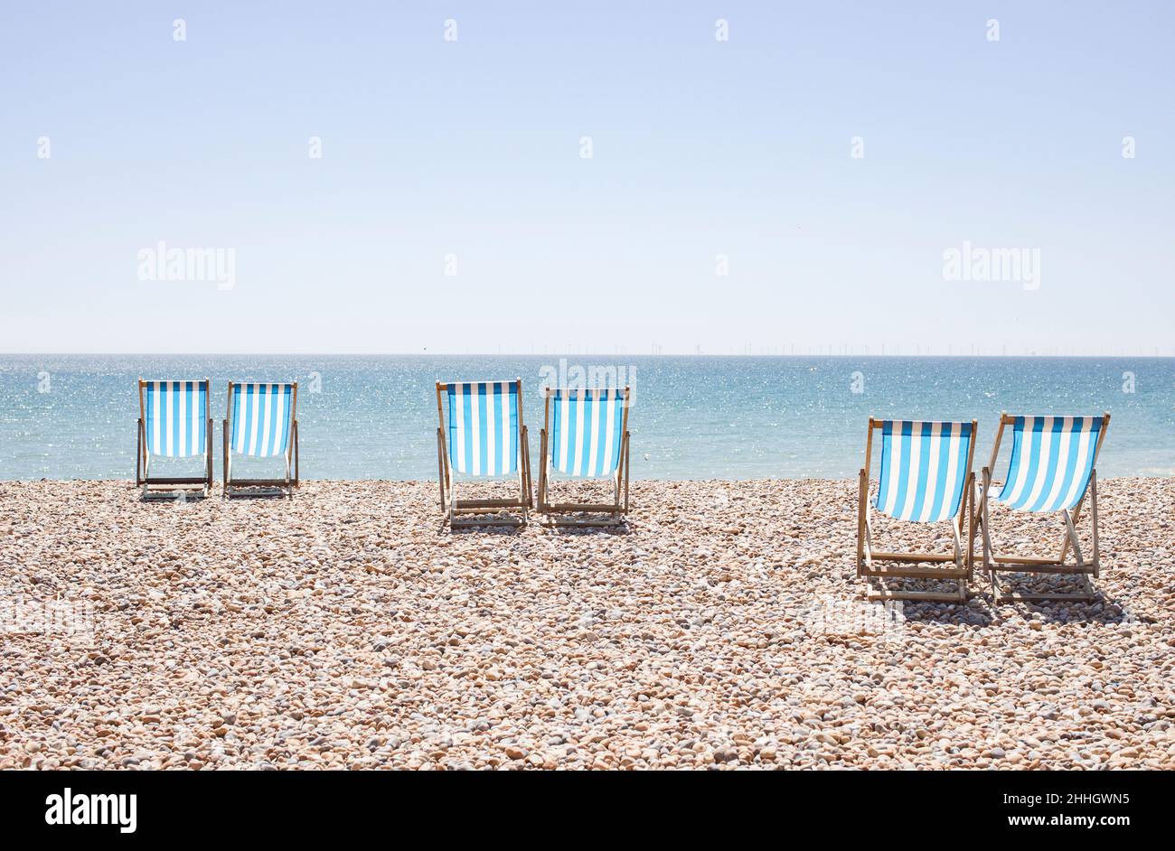 Royaume-Uni, Brighton, transats sur la plage Banque D'Images