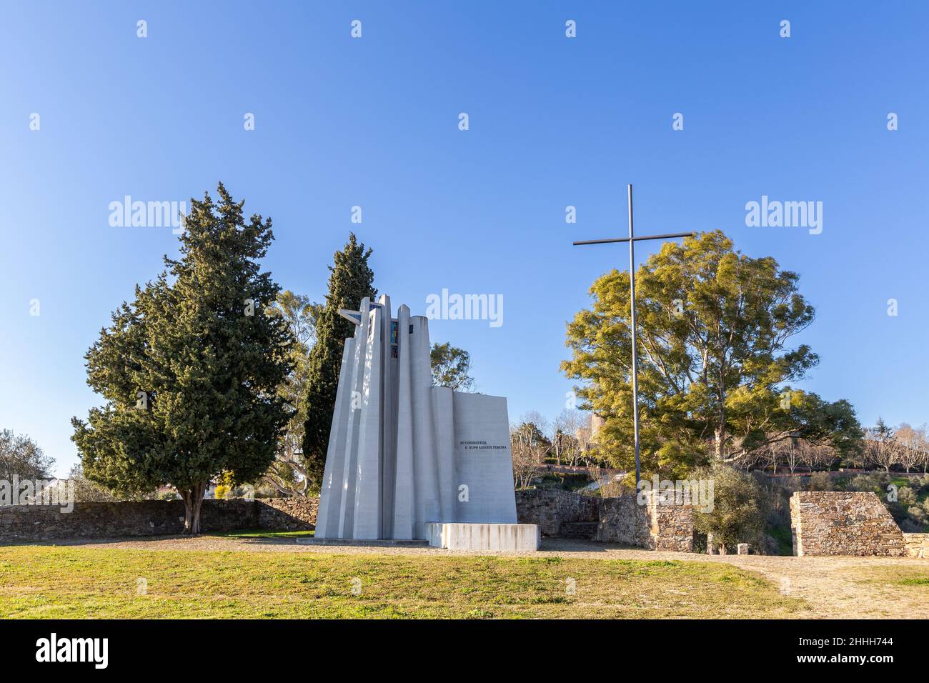 D. Nuno Alvares Pereira Monument à Outeiro de Saint Pierre à Abrantes, près du château Banque D'Images