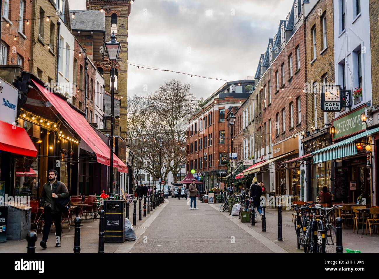 Exmouth Market, une rue à la mode semi-piétonne parsemée de boutiques indépendantes à Clerkenwell, dans le quartier londonien d'Islington, EC1, Londres, Engl Banque D'Images