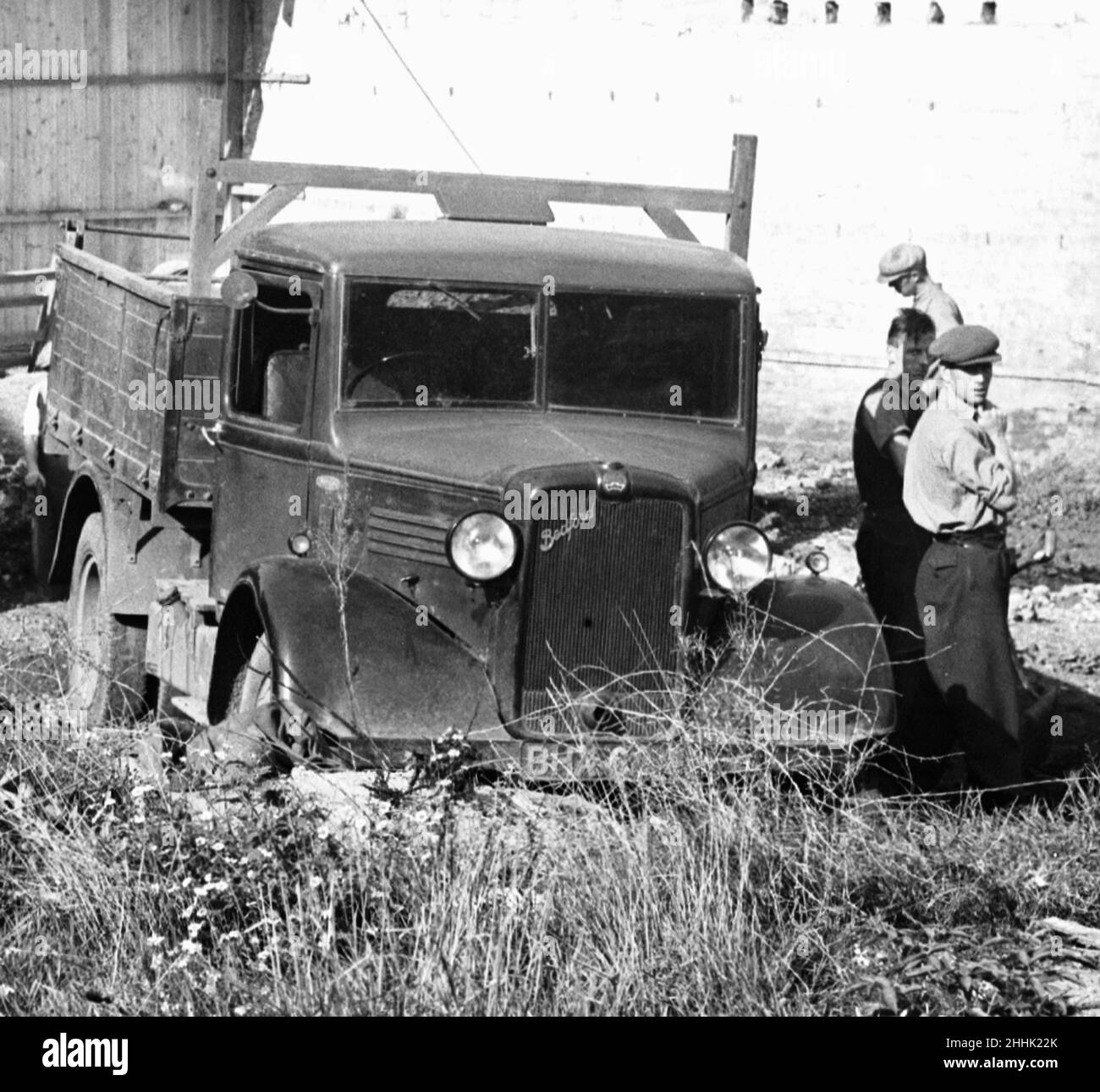 Dégagement de taudis à Uxbridge pour faire place à la nouvelle station de métro vers 1936 Banque D'Images