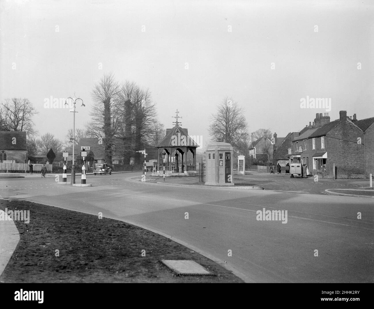Ickenham village, la pompe 1936 Banque D'Images