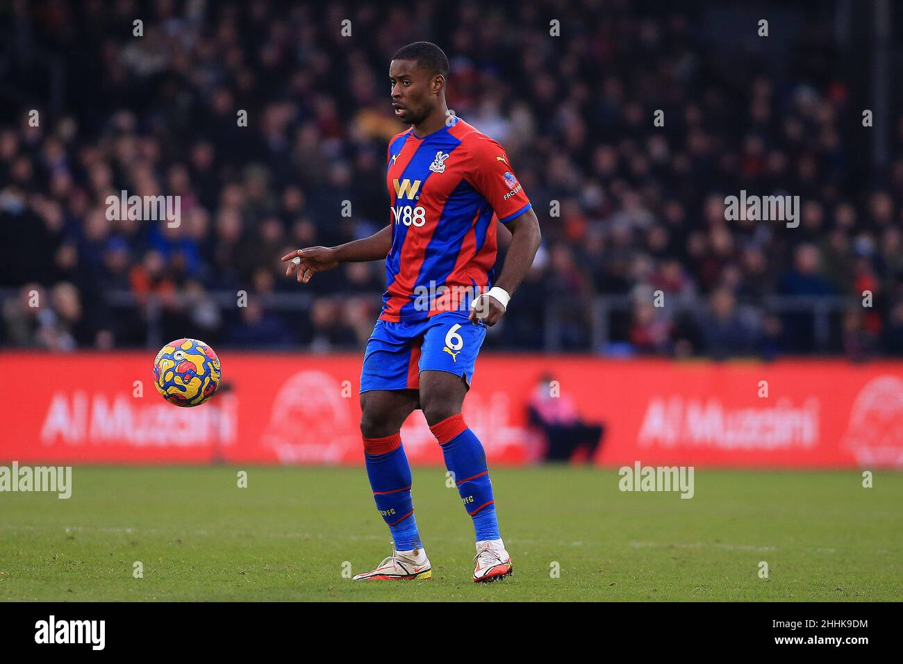 Londres, Royaume-Uni.23rd janvier 2022.Marc Guehi du Palais de Cristal en action.Match de première ligue, Crystal Palace v Liverpool au stade Selhurst Park à Londres le dimanche 23rd janvier 2022. Cette image ne peut être utilisée qu'à des fins éditoriales.Utilisation éditoriale uniquement, licence requise pour une utilisation commerciale.Aucune utilisation dans les Paris, les jeux ou les publications d'un seul club/ligue/joueur. photo par Steffan Bowen/Andrew Orchard sports photographie/Alay Live news crédit: Andrew Orchard sports photographie/Alay Live News Banque D'Images