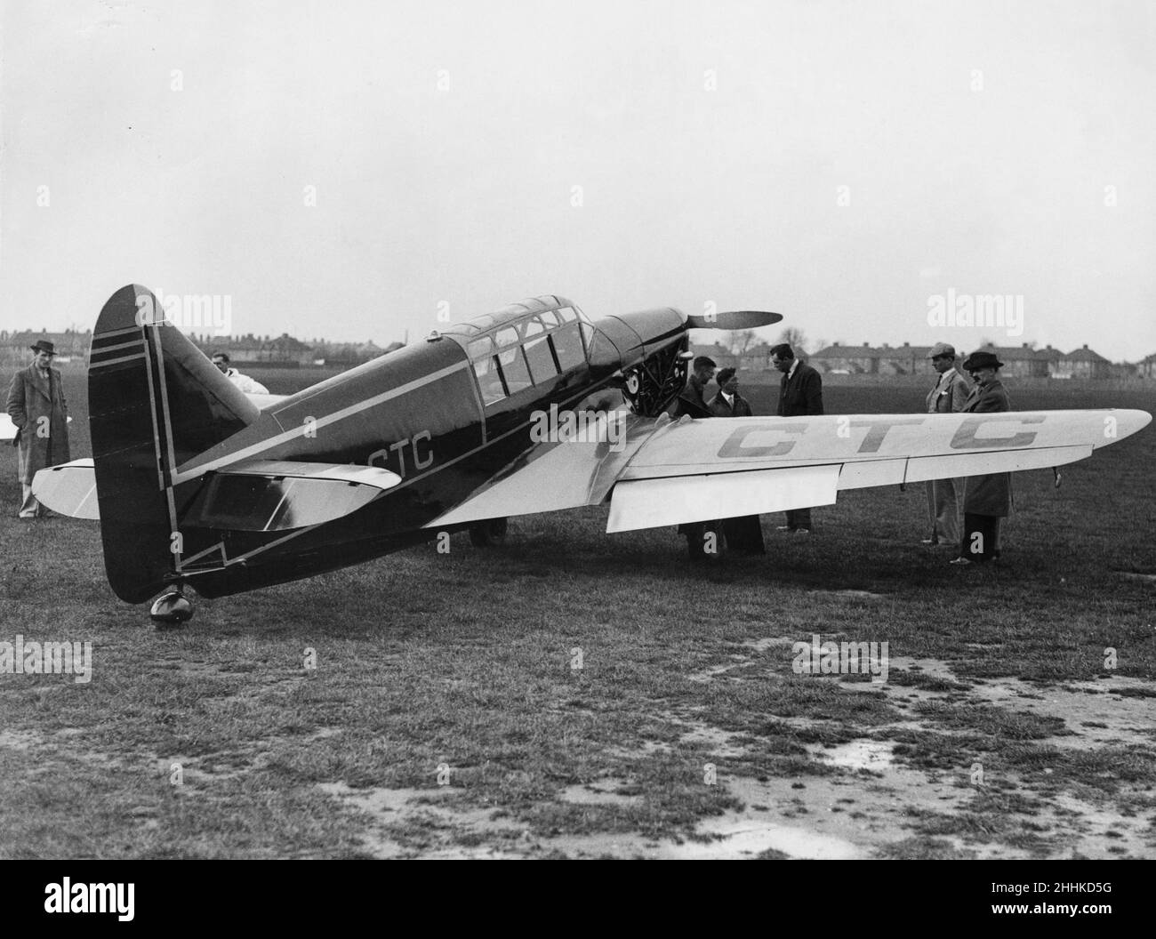 Le prototype d'avion Hendy 3308 Heck construit par l'usine Westland Aircraft à Yeovil.Enregistré G-ACTC, il a volé pour la première fois en juillet 1934. L'avion a ensuite établi un nouveau record pour le vol du Cap vers l'Angleterre de 6 jours, 8 heures et 27 minutes en novembre 1936. Banque D'Images