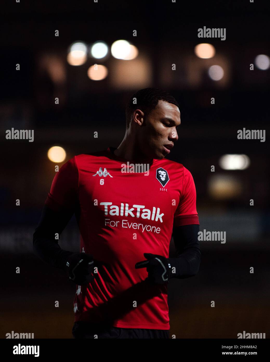 Corrie Ndaba, Salford City FC. Banque D'Images