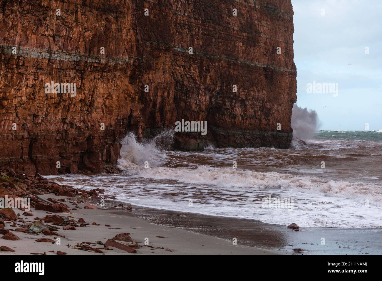 Fortes tempêtes hivernales hi la seule île allemande de haute mer Heligoland dans la mer du Nord, le nord de l'Allemagne, l'Europe centrale Banque D'Images