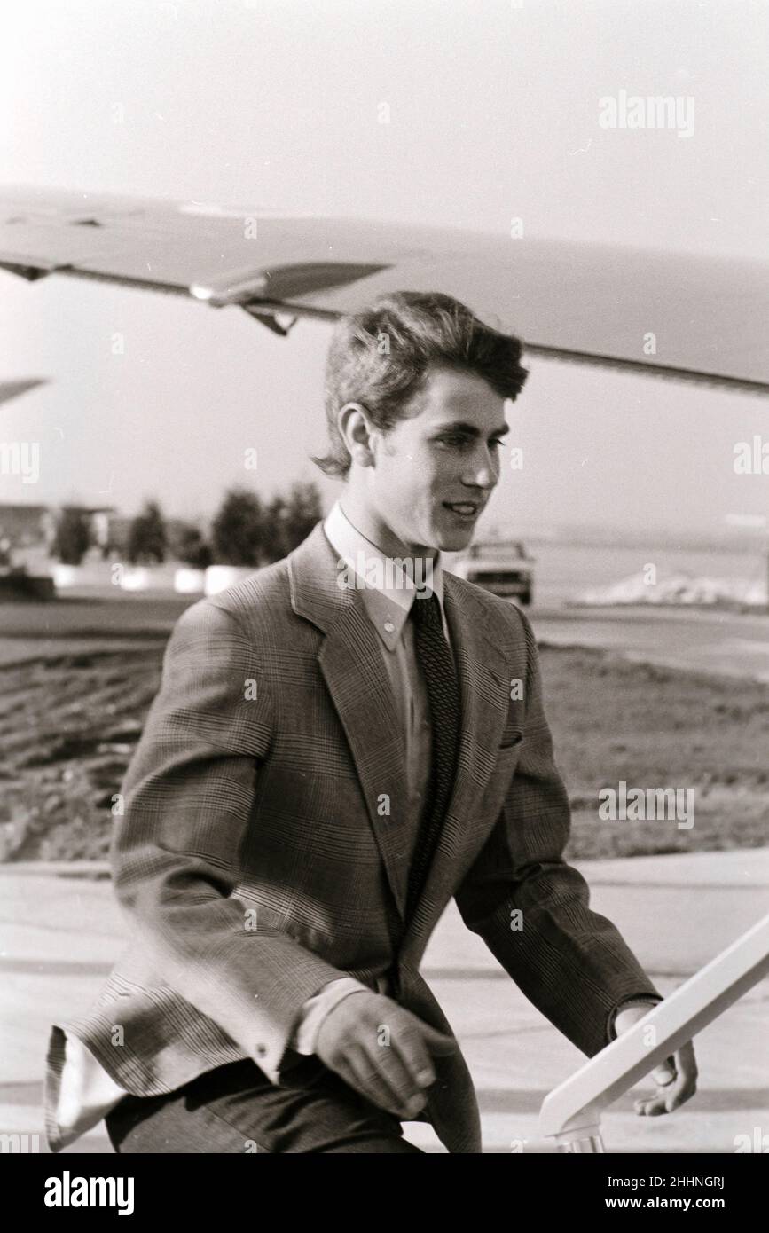 Peter Phillips quitte l'aéroport d'Heathrow pour Aberdeen en décembre 1981 Banque D'Images