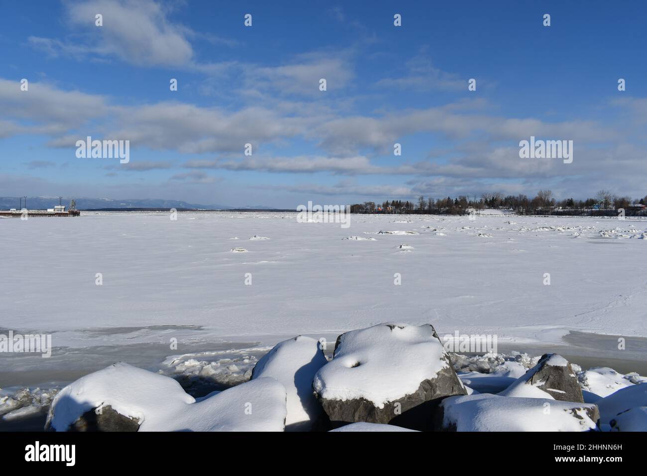Le fleuve Saint-Laurent en hiver Banque D'Images