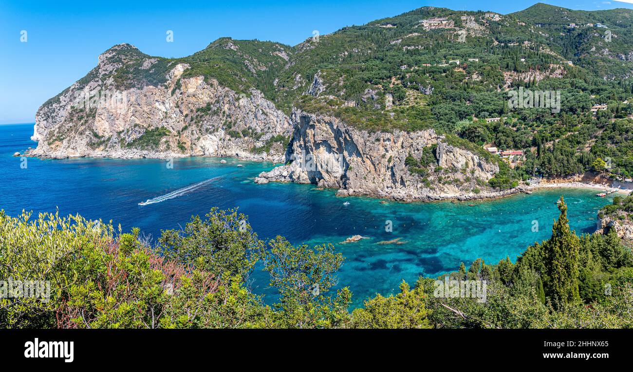 Plage de Paleokastritsa dans l'île de Corfou Iles Ioniennes Grèce, Europe Banque D'Images
