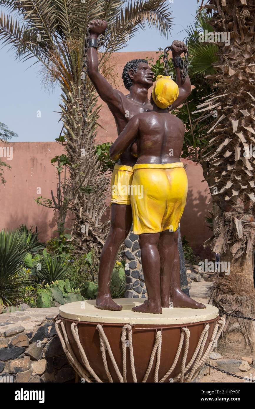 Monument à la fin de l'esclavage sur l'île de Goree, Sénégal Banque D'Images