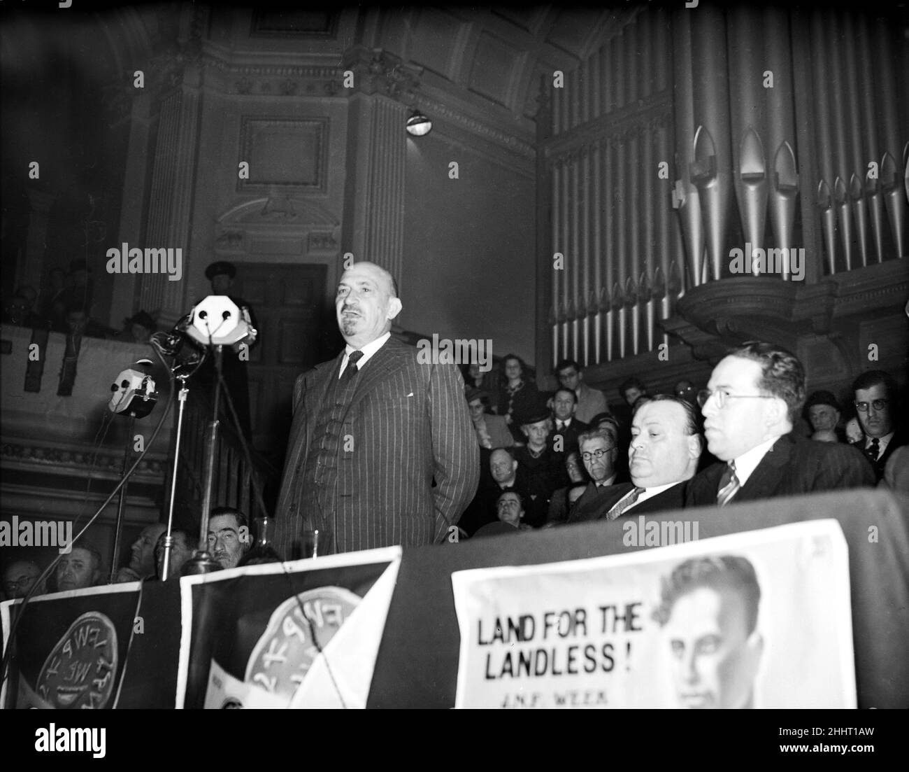 M. Chaim Weizmann prend la séance de clôture de la réunion de la Fédération sioniste à Kingsway Hall, Londres.17th mai 1939. Banque D'Images