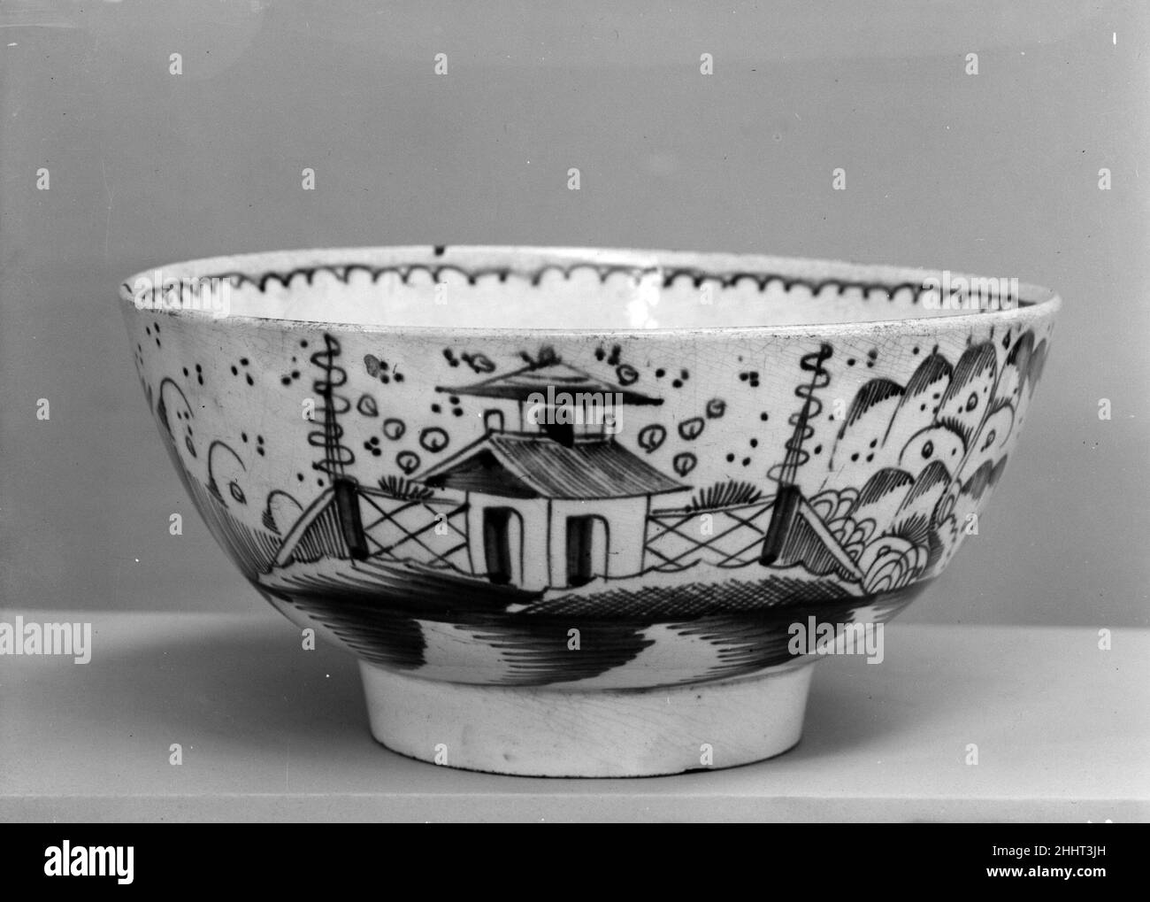 Bol env.1750 Anglais.Bol.Britannique. CA.1750. Faïence émaillée.Céramique-Poterie Banque D'Images