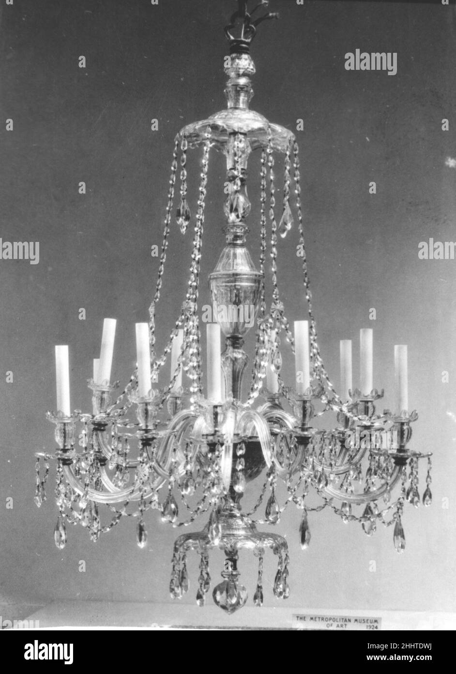 Lustre ca.1790 Anglais ou Irlandais.Lustre.Anglais ou irlandais. Env.1790. Couper le verre.Peut-être fabriqué en Irlande; peut-être fabriqué en Angleterre Banque D'Images